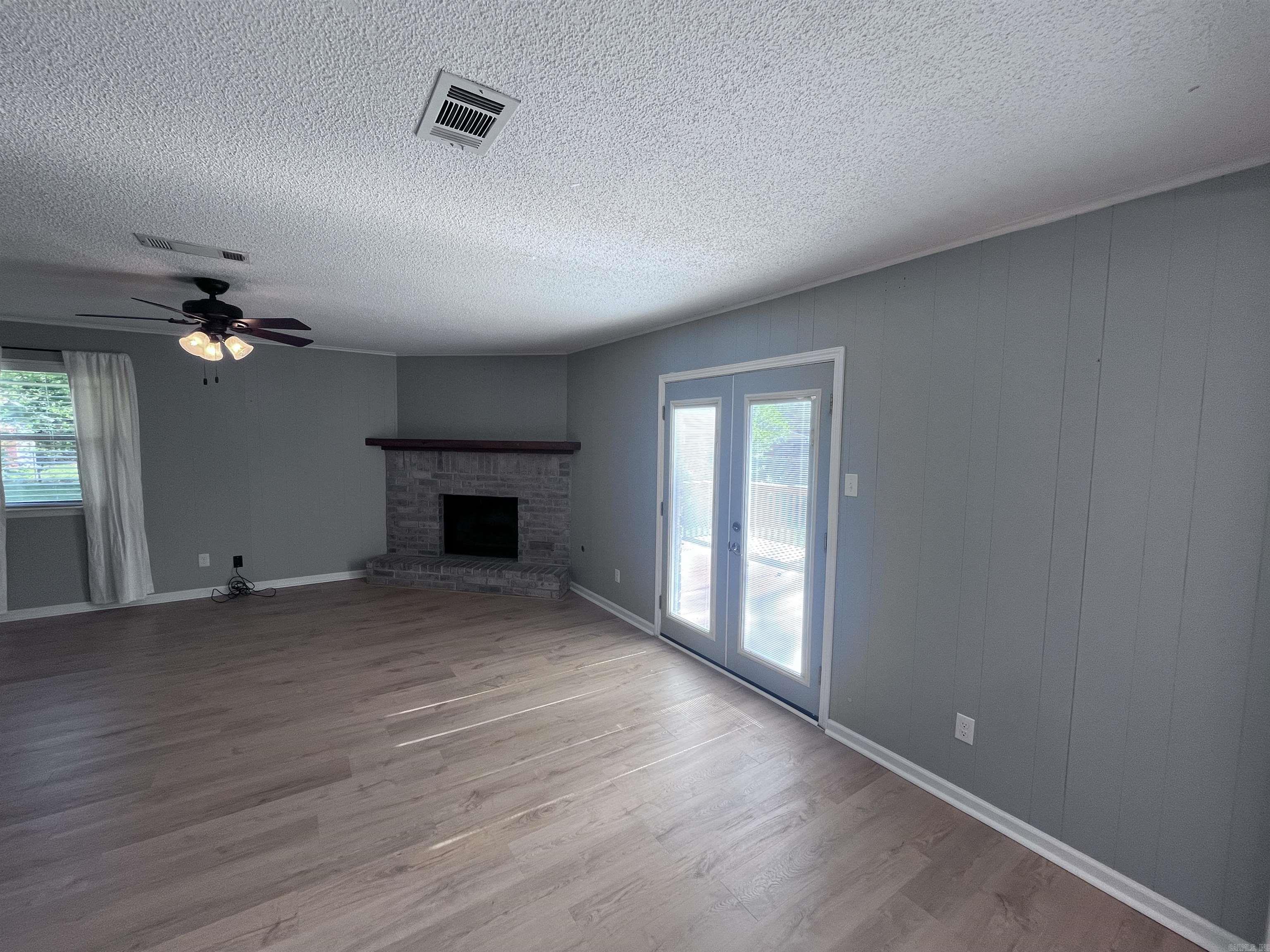 Stonewall - Residential Lease