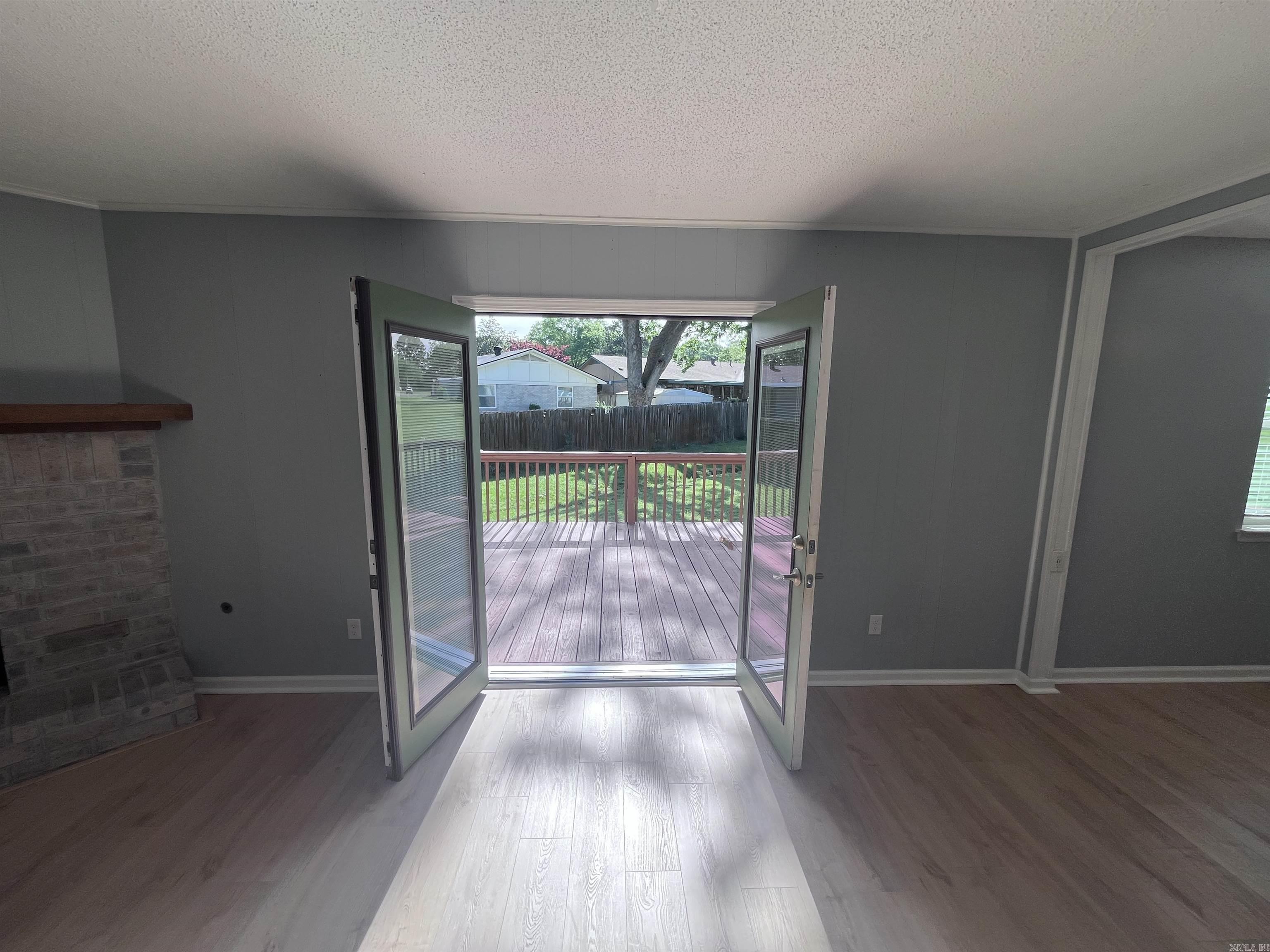 Stonewall - Residential Lease