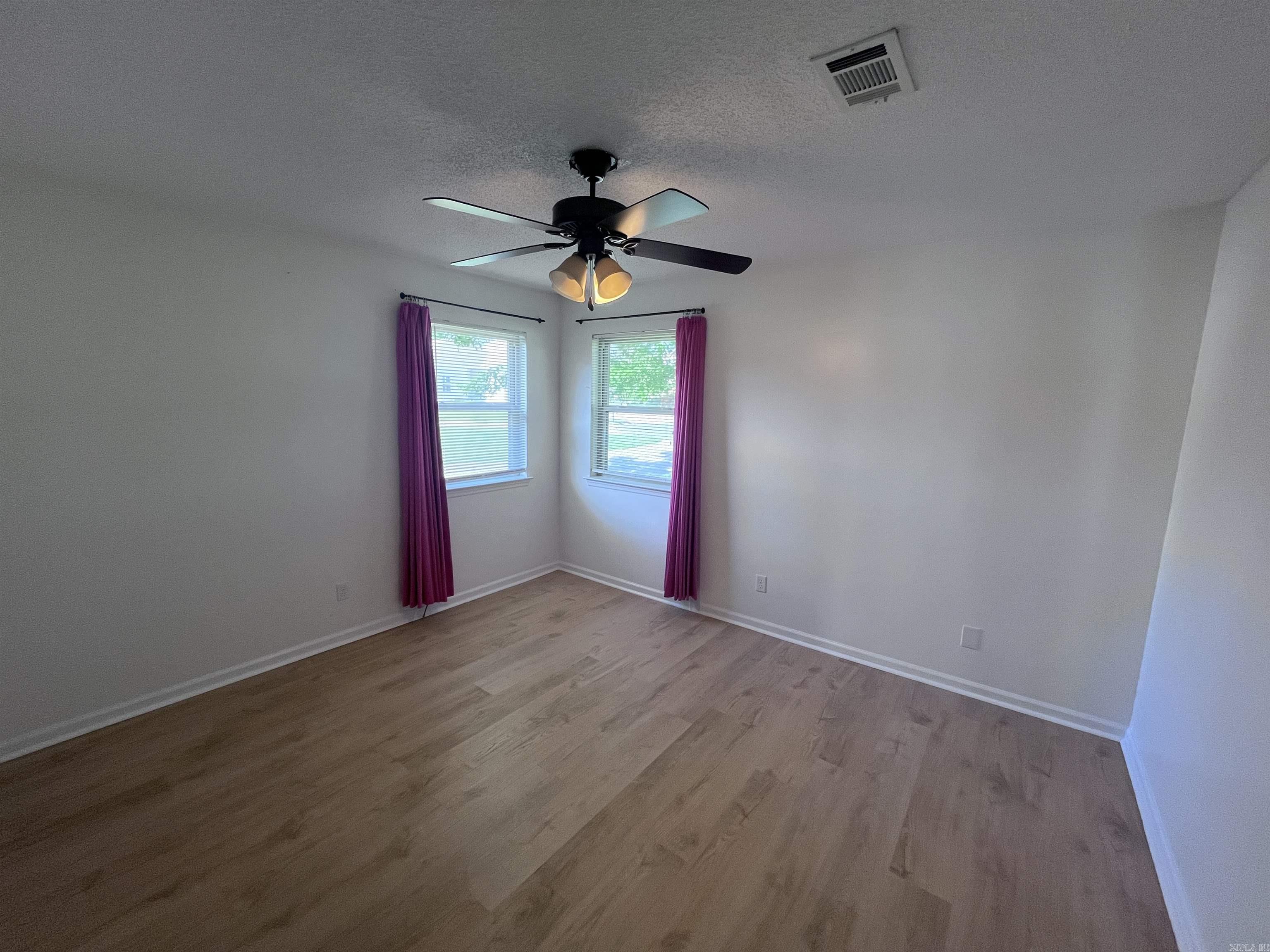 Stonewall - Residential Lease