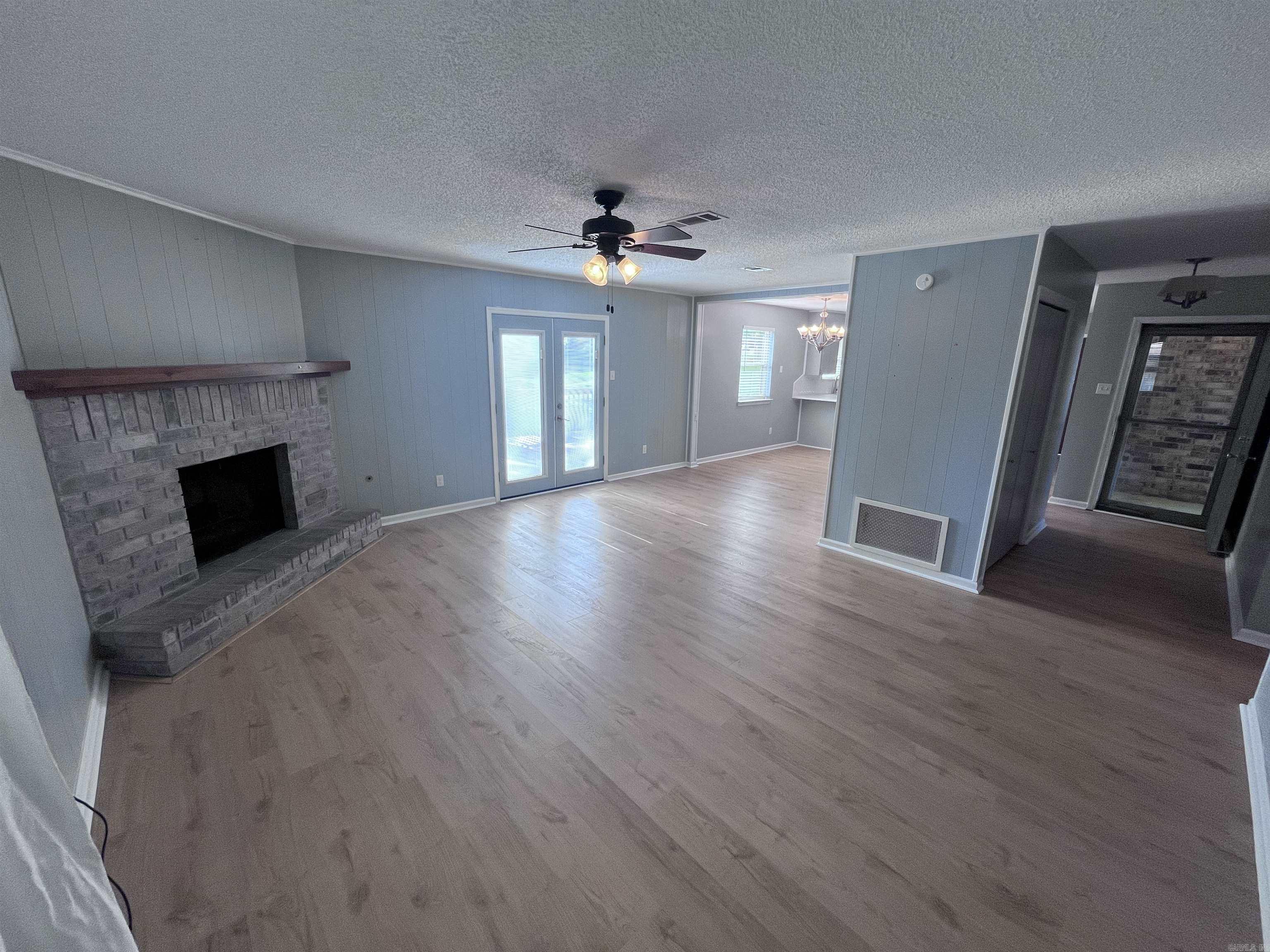 Stonewall - Residential Lease