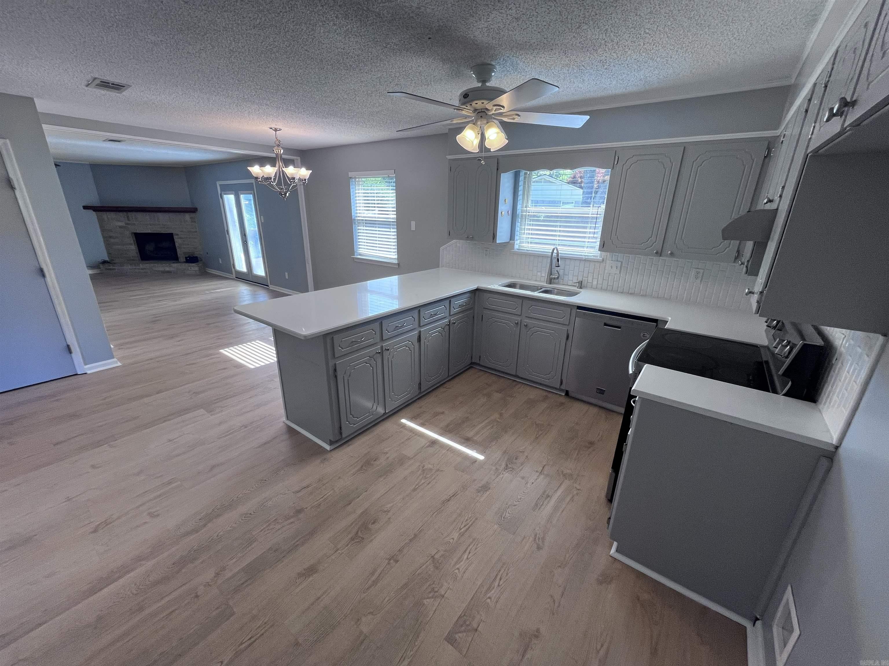 Stonewall - Residential Lease