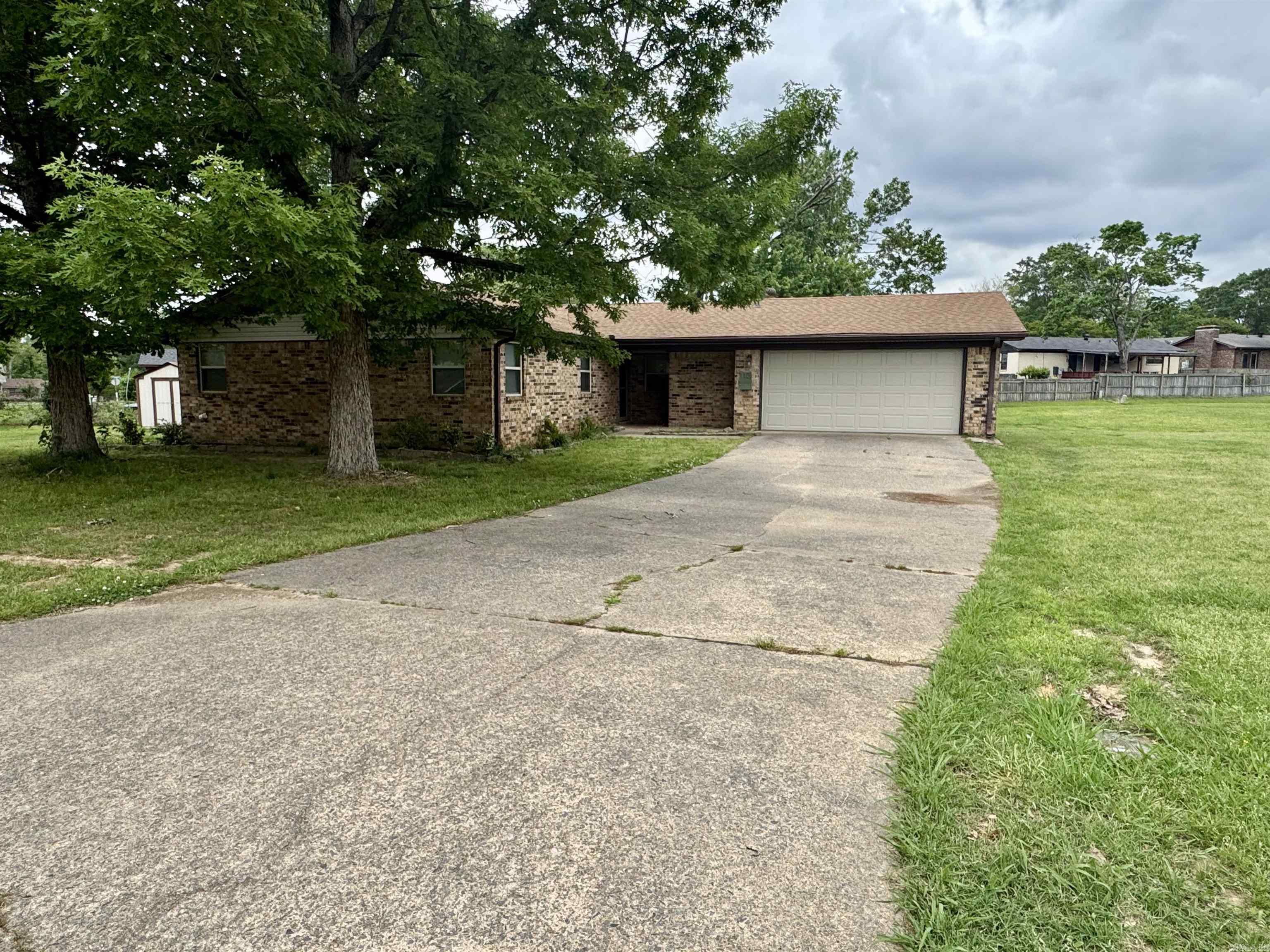 Stonewall - Residential Lease