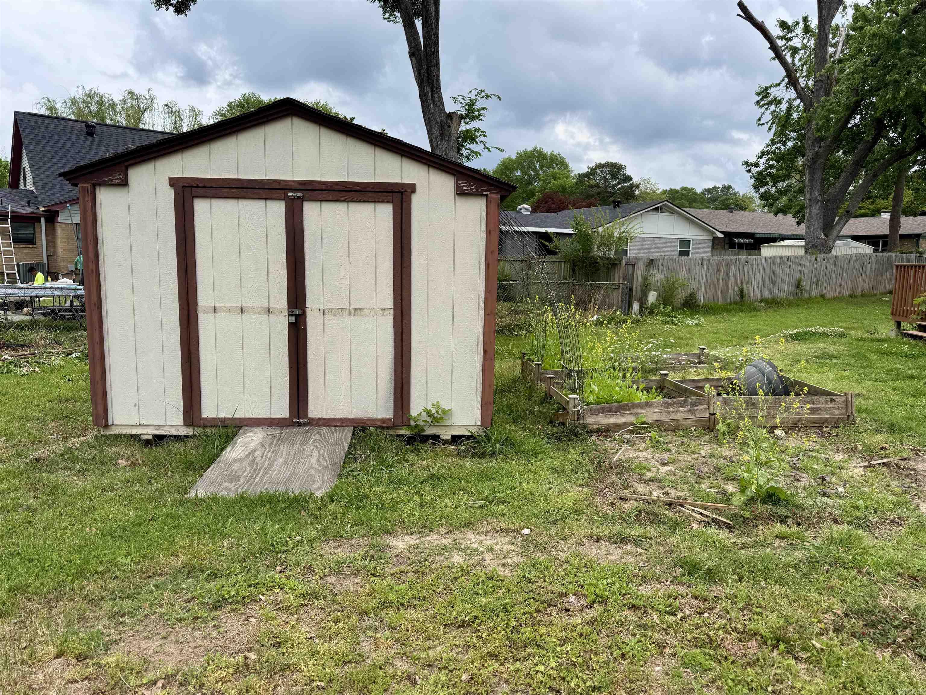 Stonewall - Residential Lease