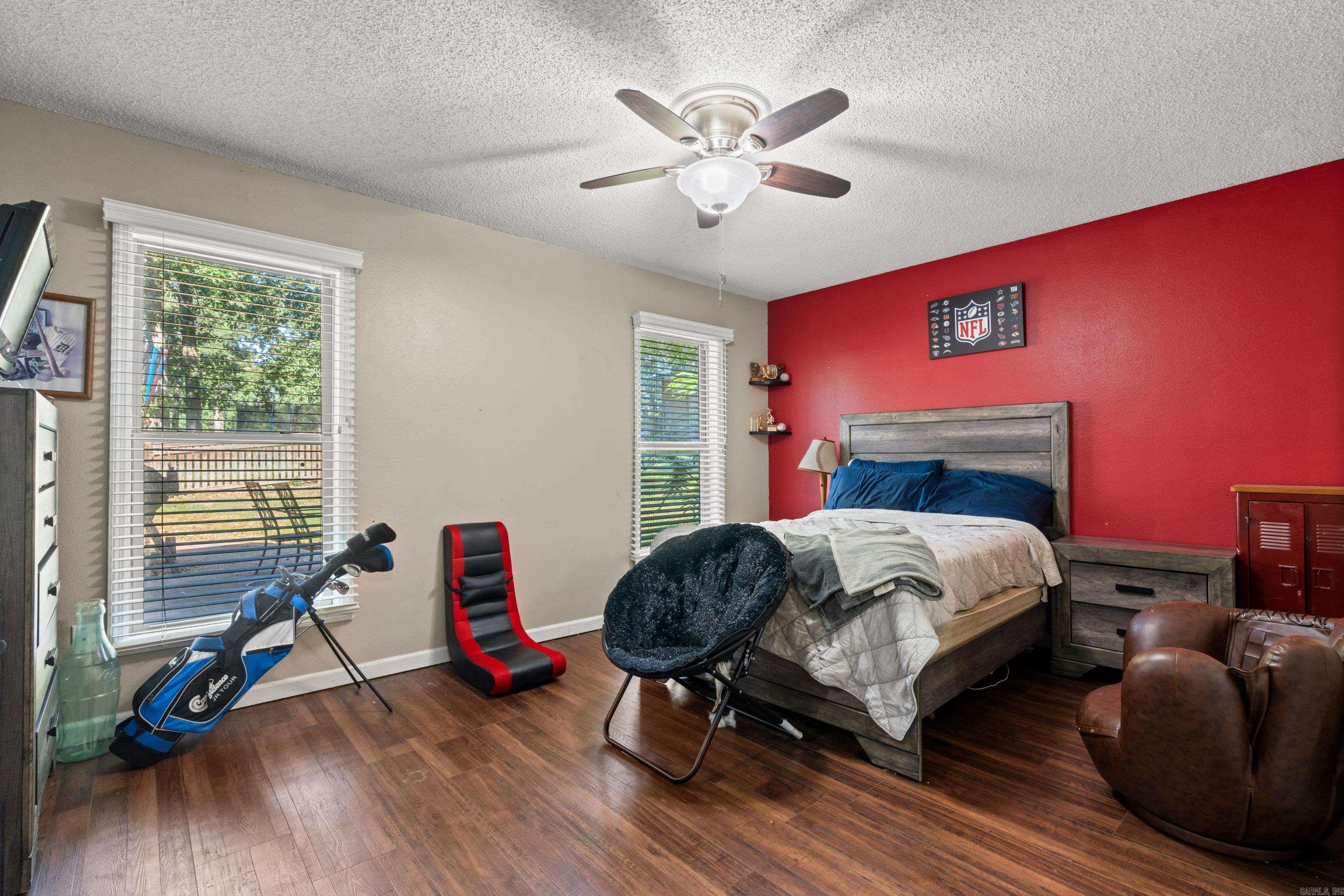 DIAMONDHEAD J - Residential