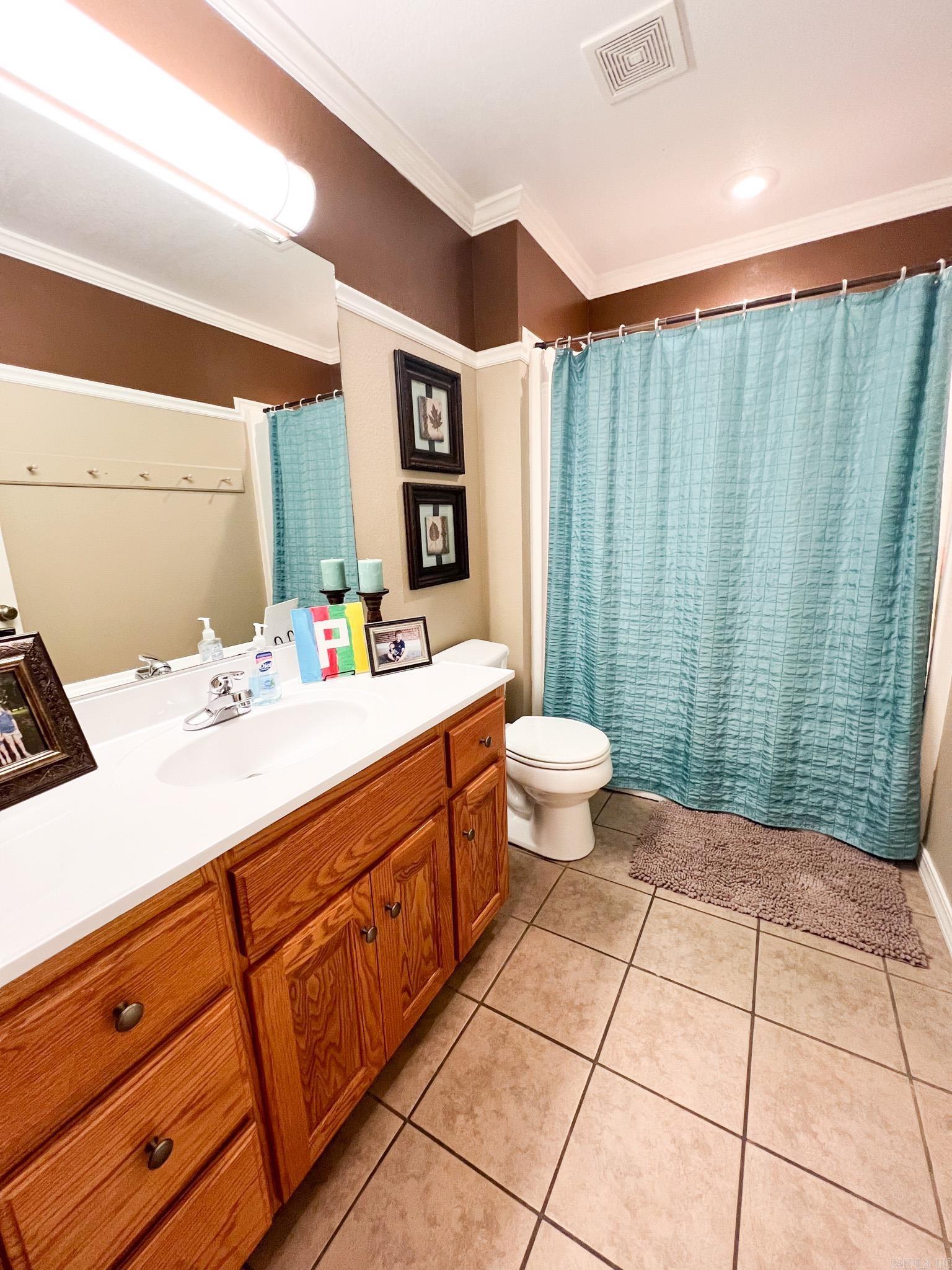 ROLLING MEADOWS (UNREC) - Residential