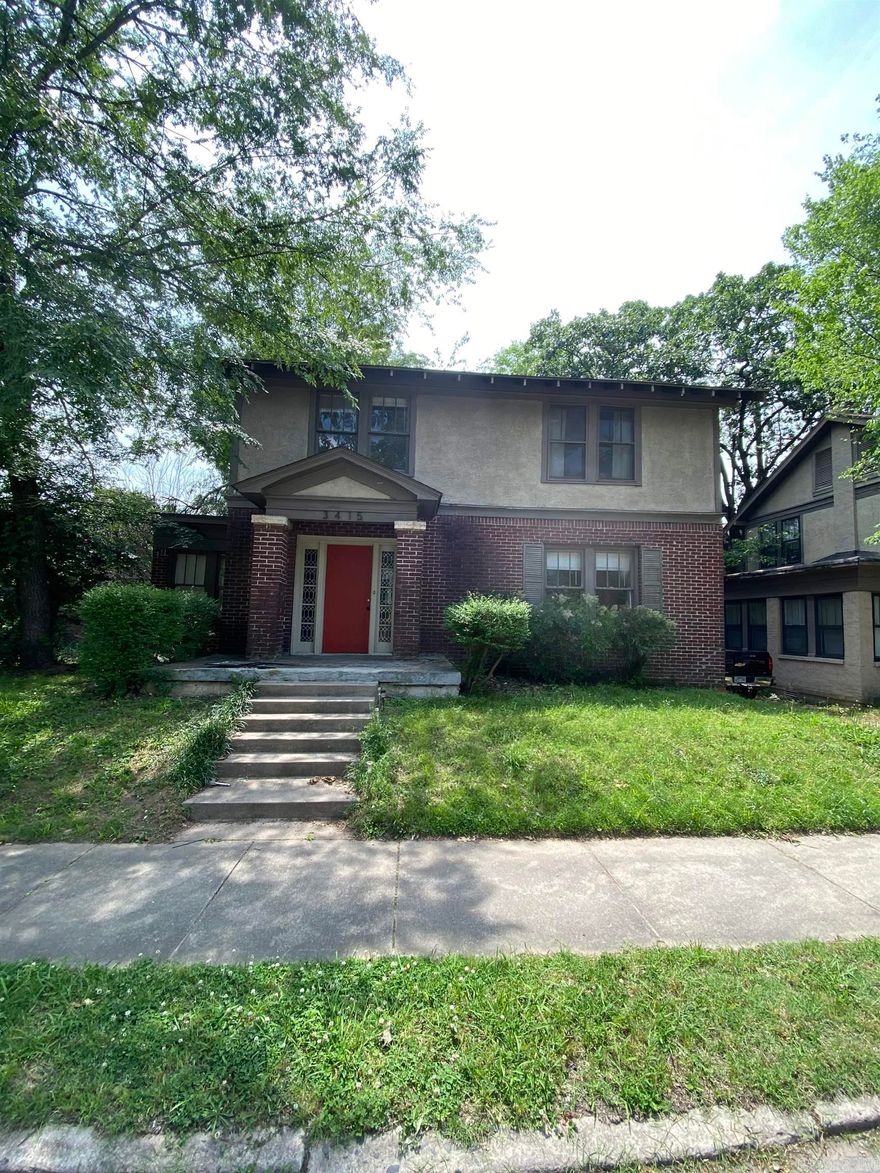 Check out this beautiful historic home in the heart of Hillcrest!  Hardwood floors, high ceilings and a great location make this the ideal property for the right buyer.