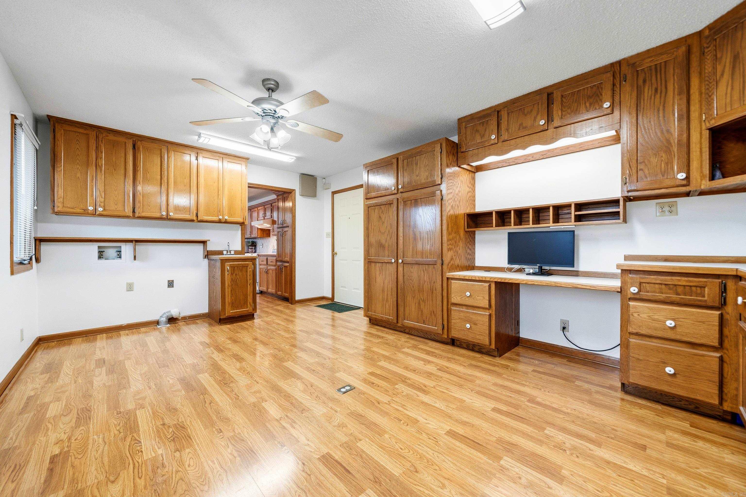 EMERALD PINES ESTATES - Residential