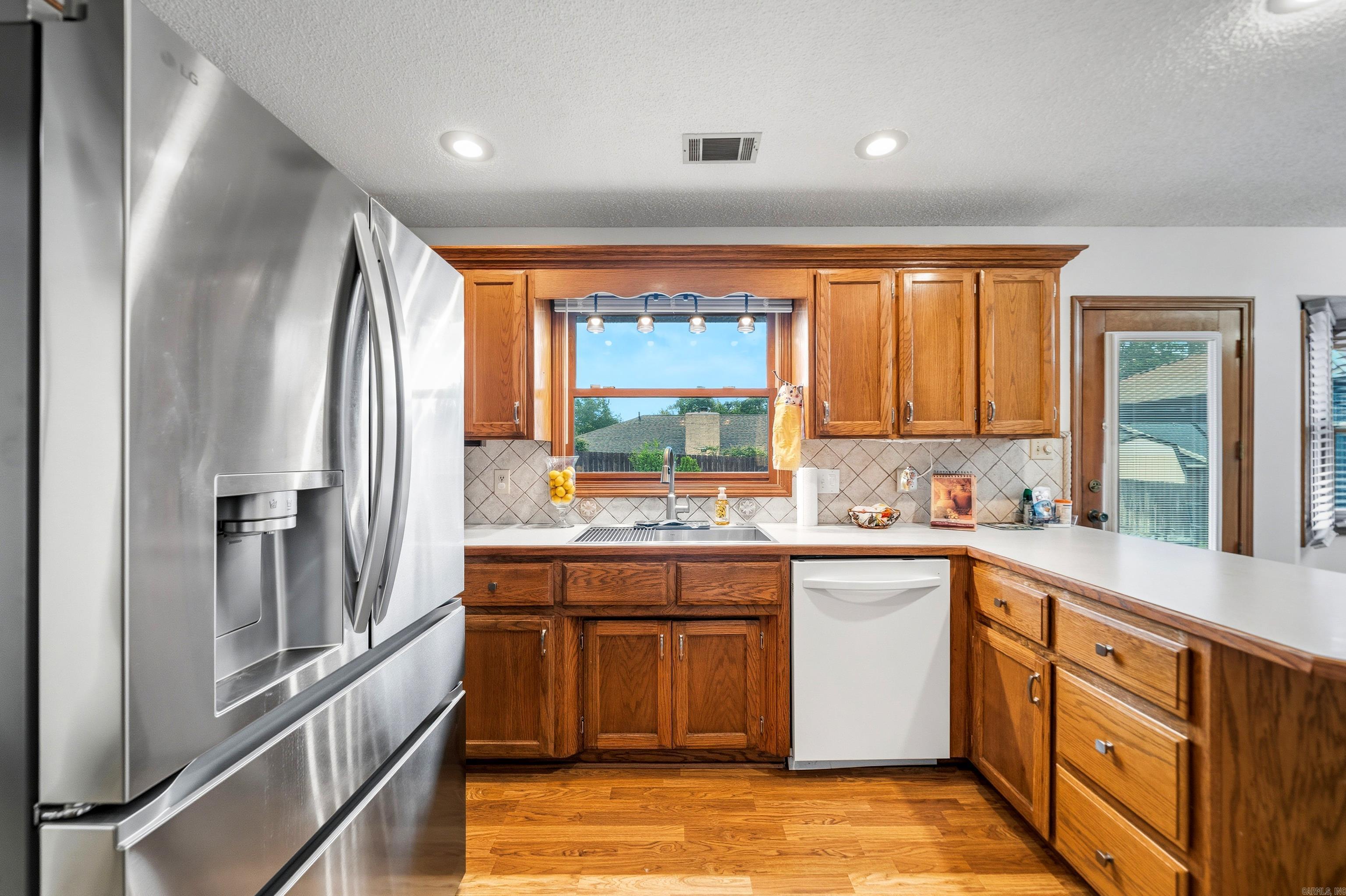 EMERALD PINES ESTATES - Residential