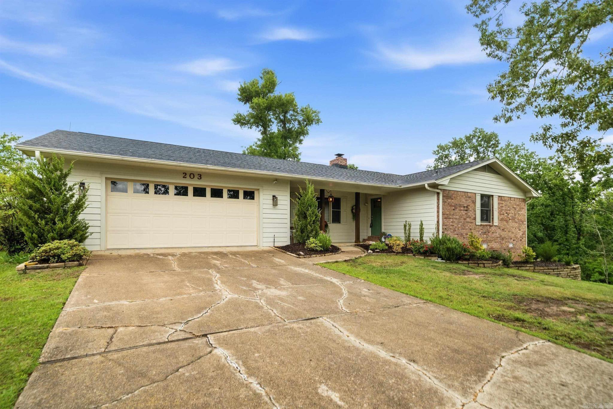 EMERALD PINES ESTATES - Residential