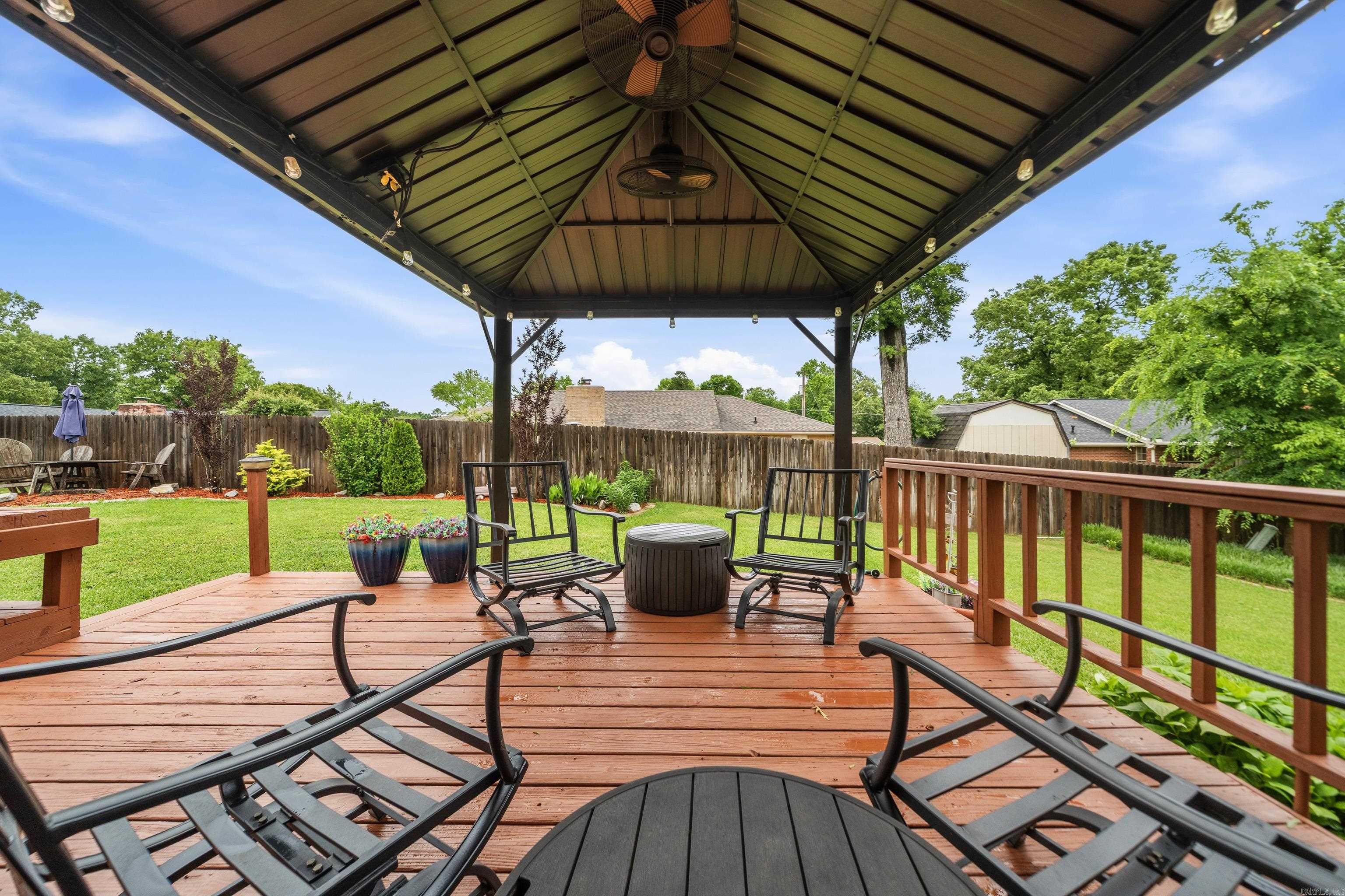 EMERALD PINES ESTATES - Residential