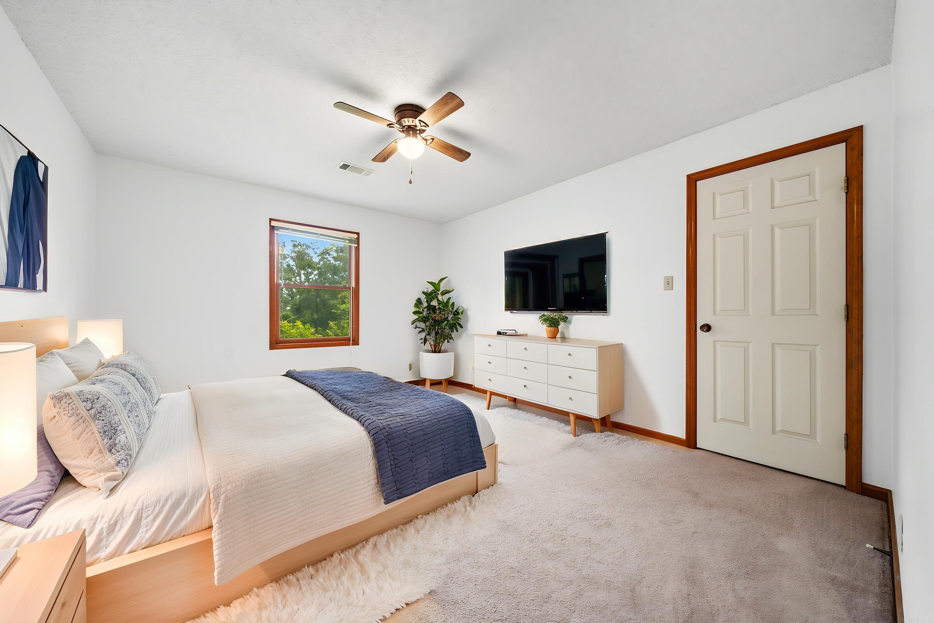 EMERALD PINES ESTATES - Residential