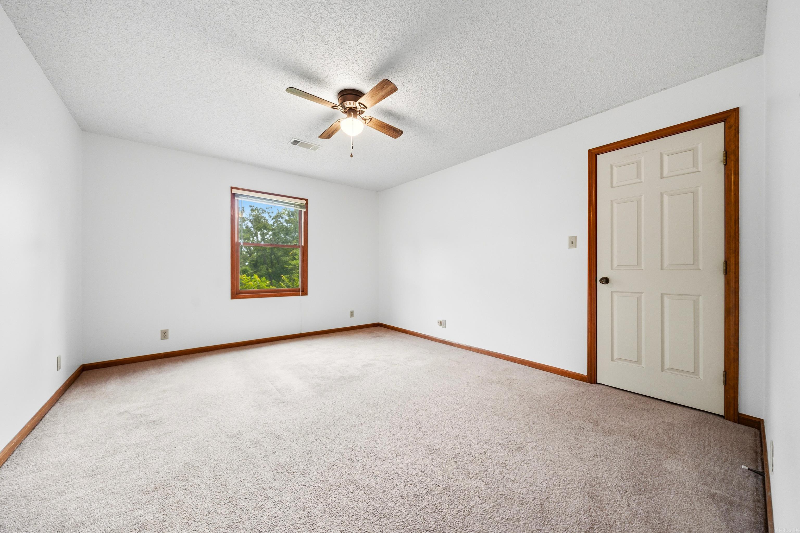 EMERALD PINES ESTATES - Residential