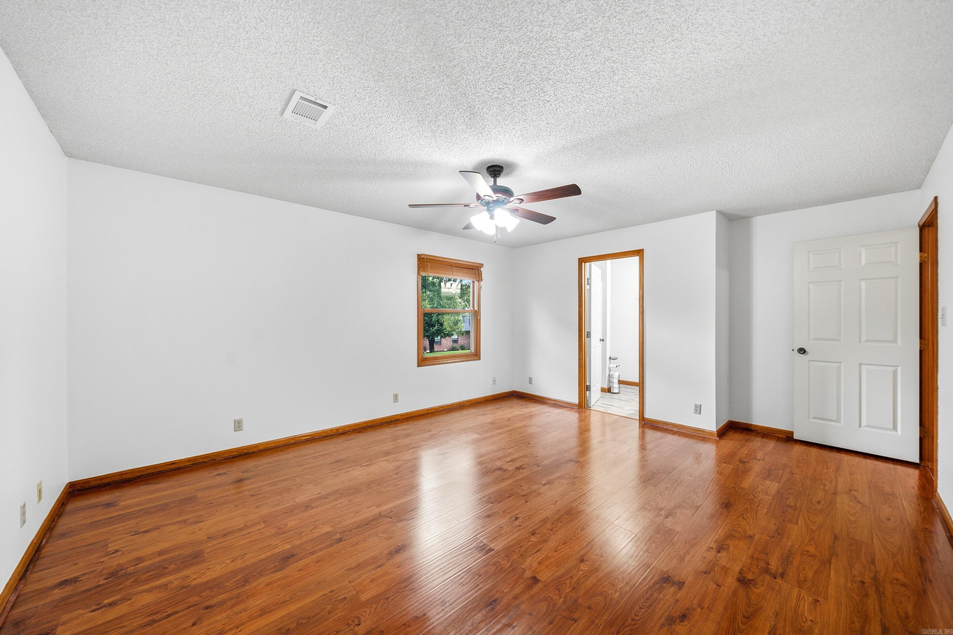 EMERALD PINES ESTATES - Residential