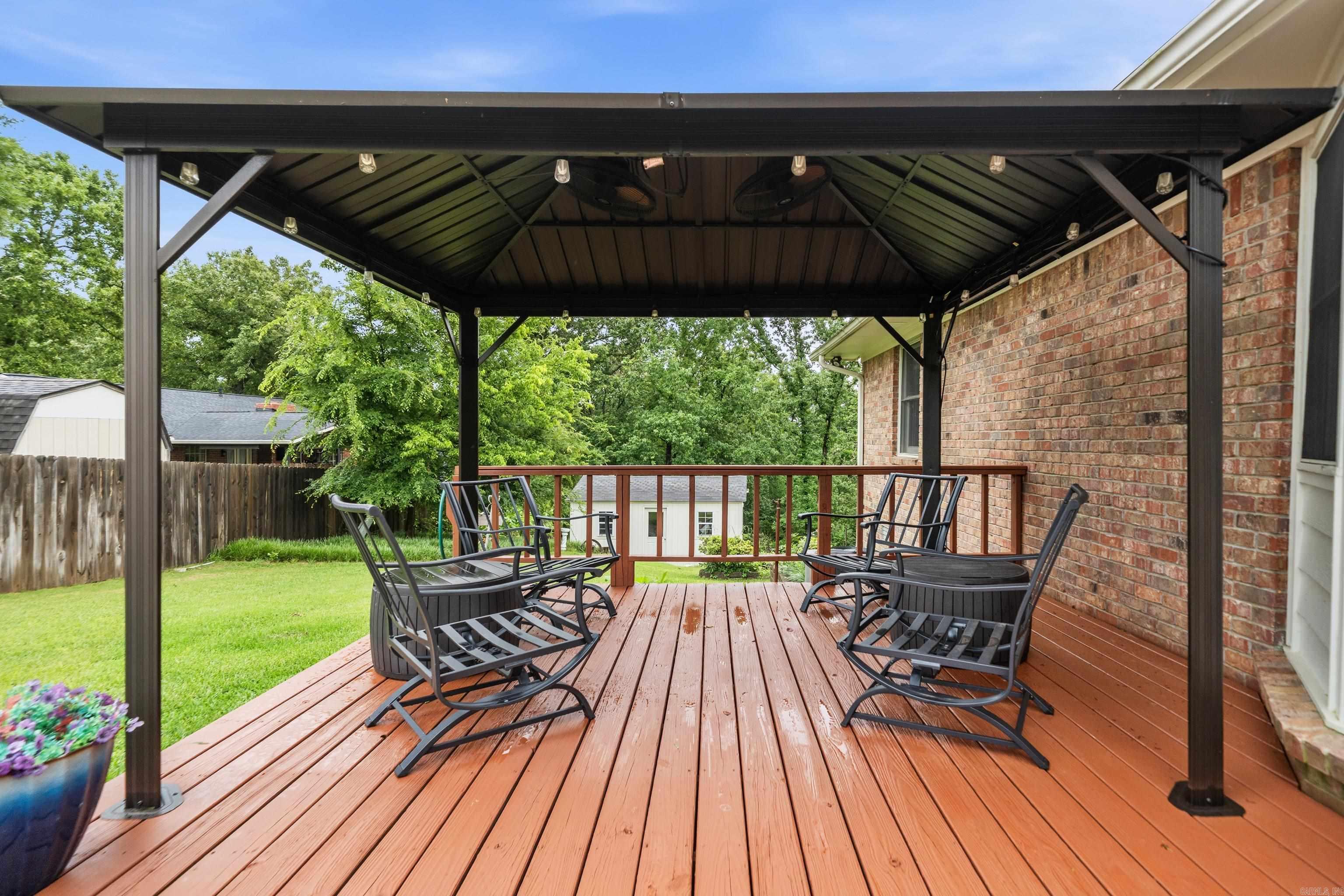 EMERALD PINES ESTATES - Residential