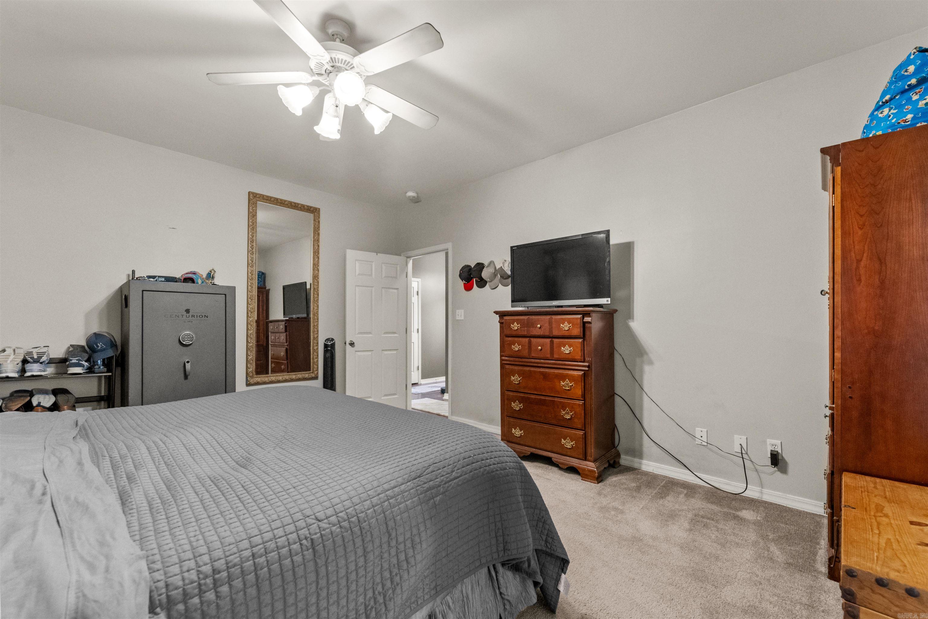 FAIR OAKS - Residential