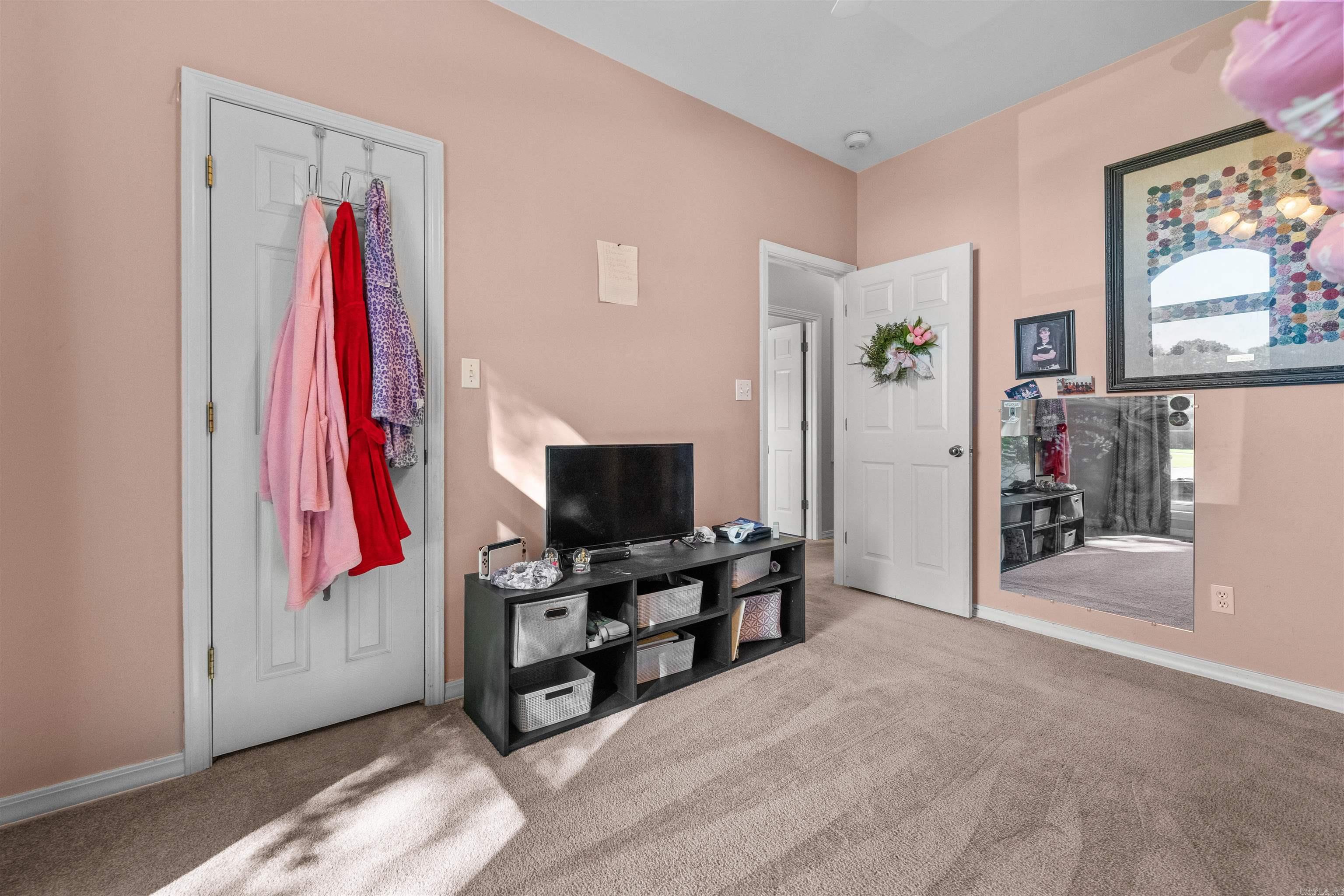 FAIR OAKS - Residential