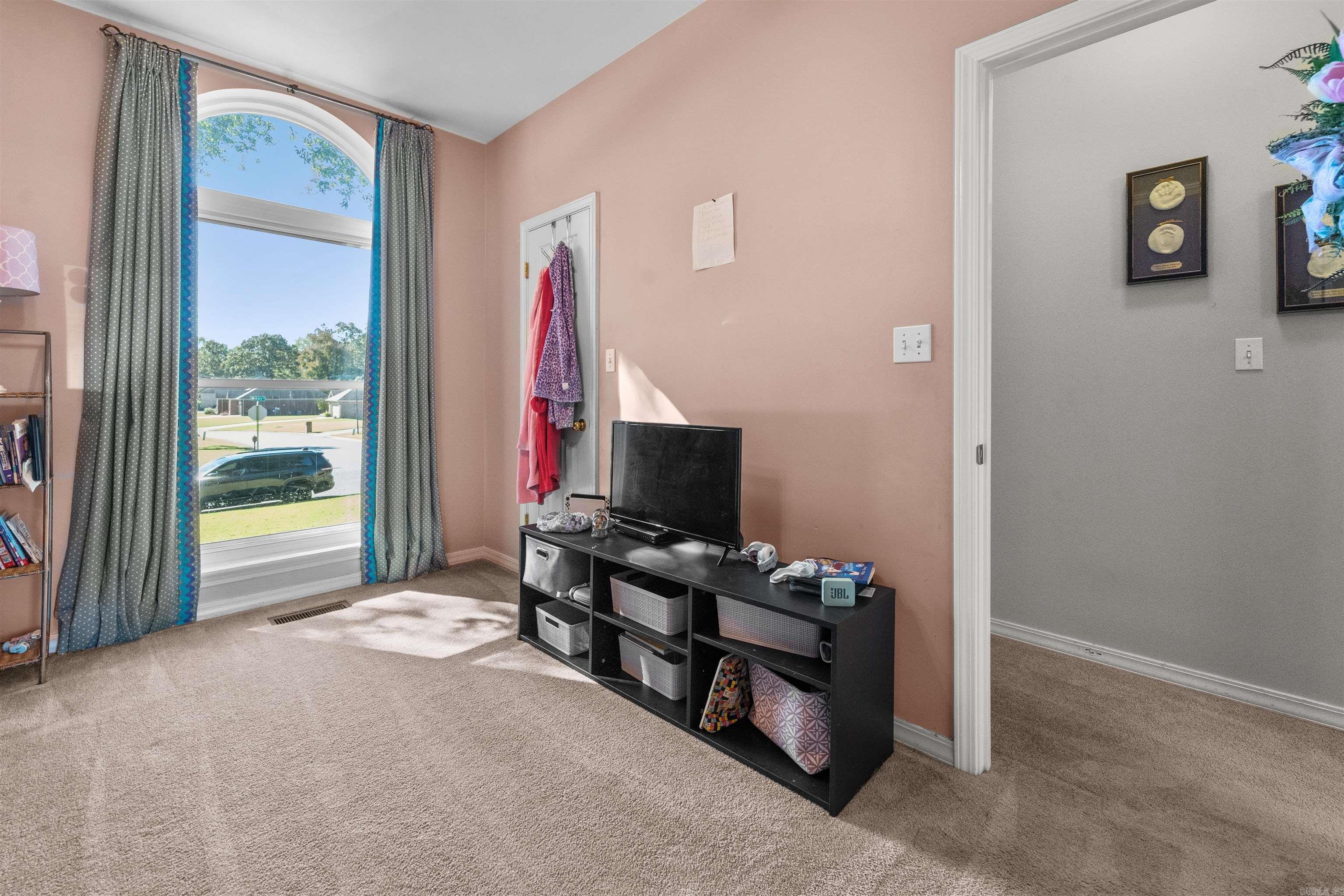 FAIR OAKS - Residential