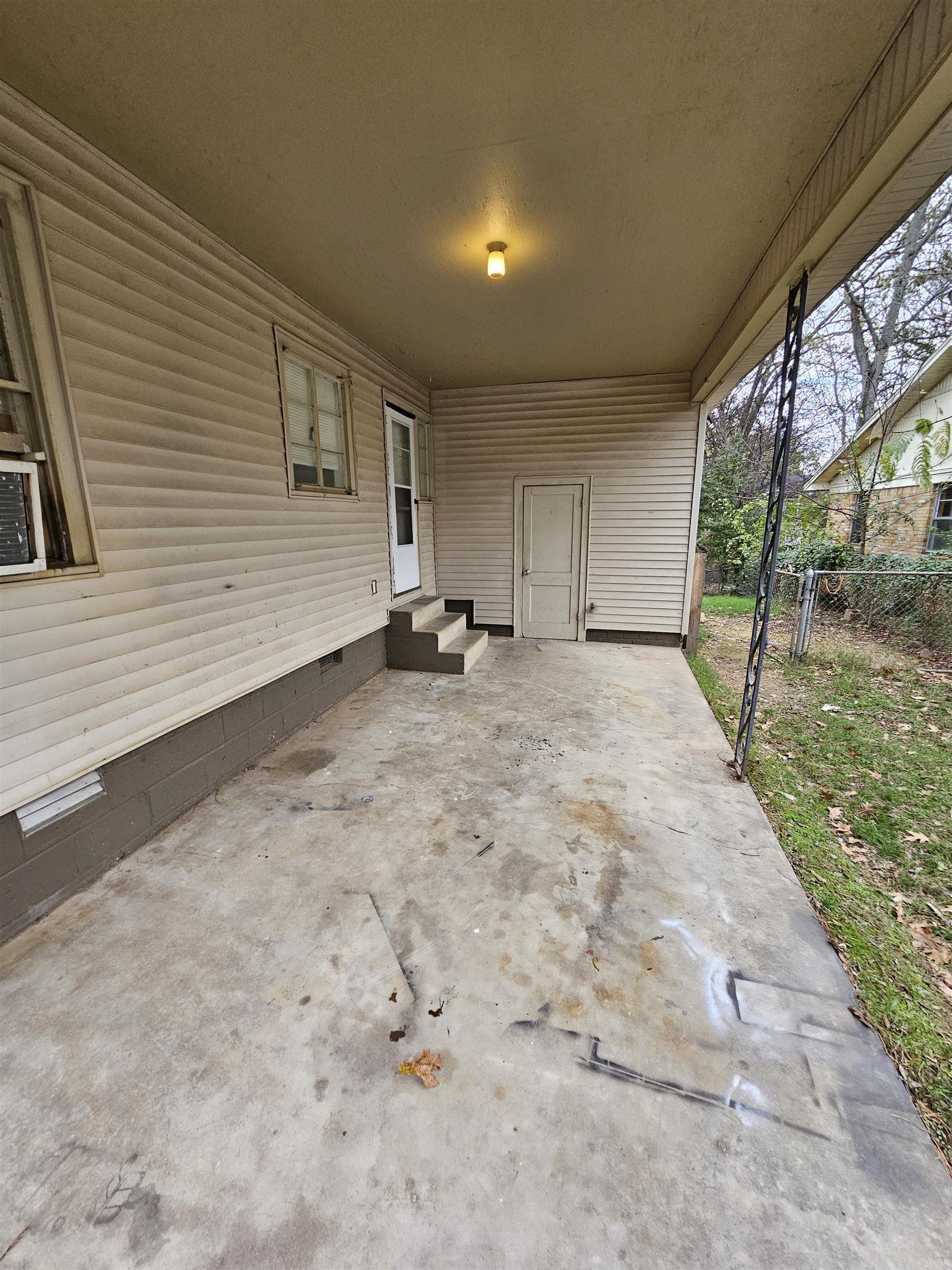 Hays JH - Residential Lease