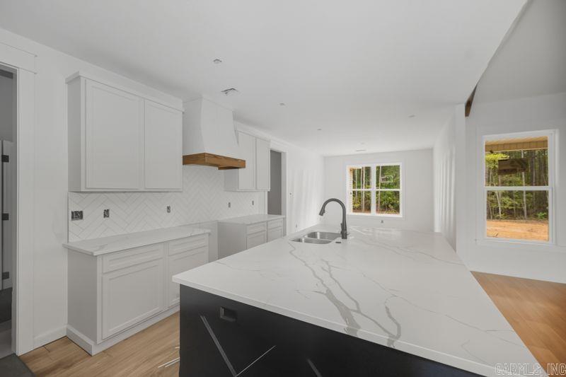 PLANTATION HILLS - Residential