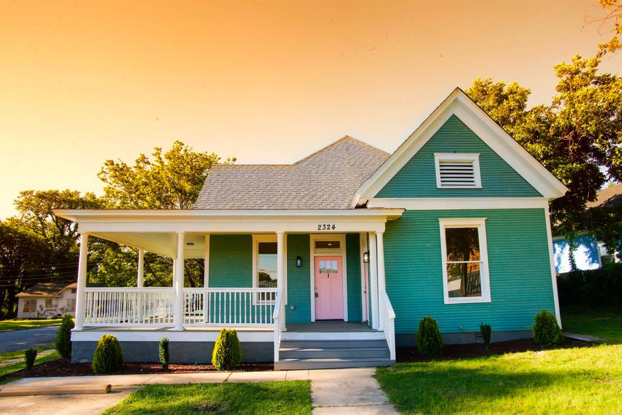 Charming 2BD/1BA duplex, a stone's throw from historic Central High School, that is waiting for you to call home. Front porch perfect for enjoying morning coffee or a peaceful afternoon relaxing. Open layout with high ceilings and light flooring for an open and airy feel. Ceiling fans throughout. Partially fenced backyard with patio area. This property is managed by Hoffman Team so beware of scammers - we will never ask you to Cashapp us money. The lease for this property is for 18 months to 2 years with a 3% increase after the first year. Income must be 3x the amount of rent. Deposit, first month’s rent, and the $50 administration fee due before move in. This property does not accept section 8.