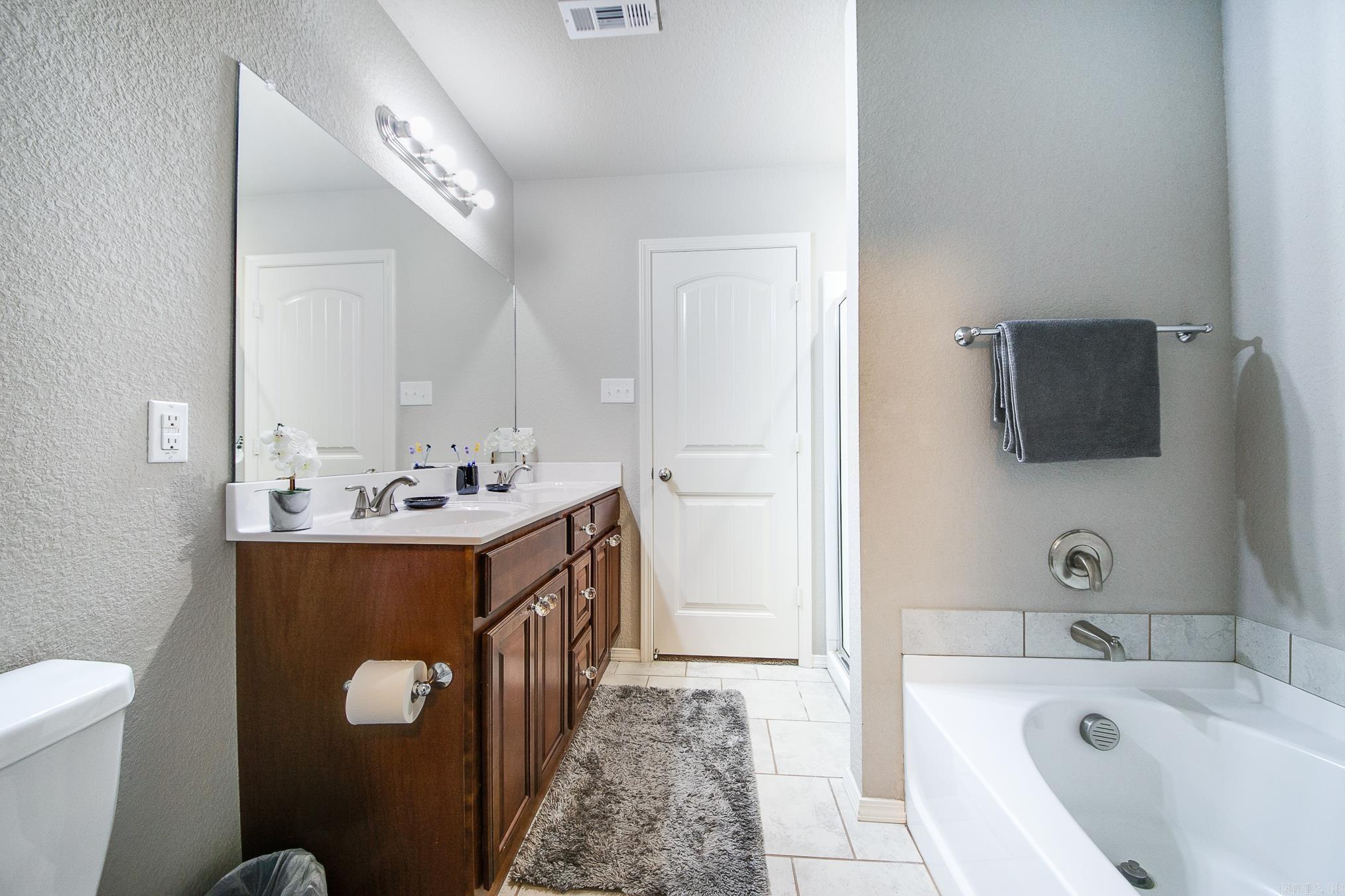 Stonehenge - Residential Lease