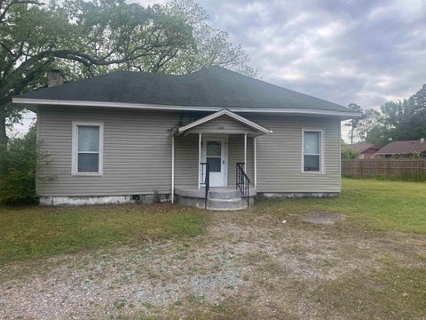 Photo of 3602 Old Warren Road, Pine Bluff, AR 71603 (MLS # 26042574)