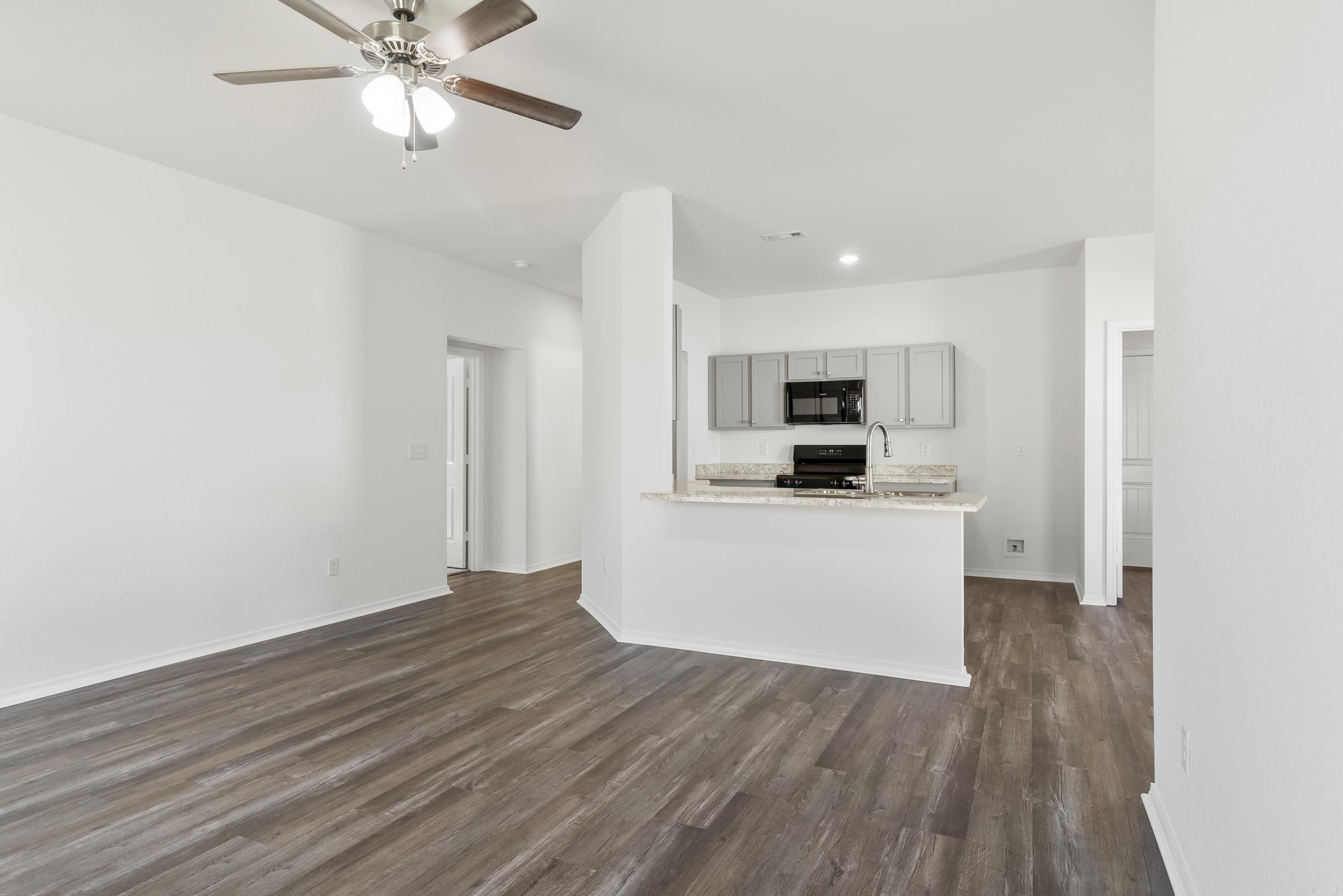THE MEADOWS - Residential