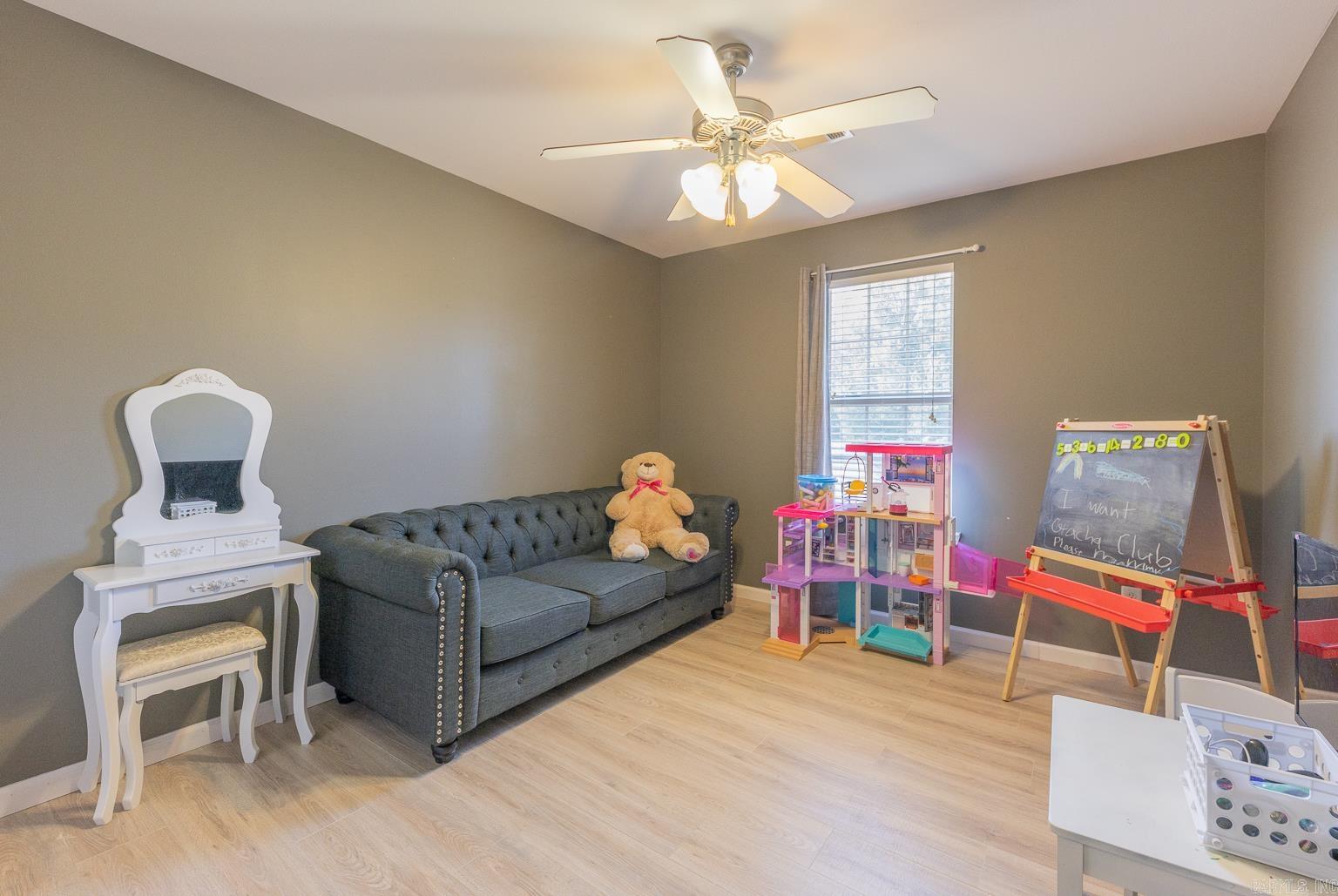 VALLEYCREST - Residential