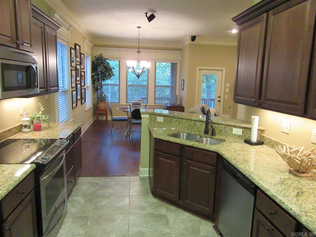 Governors Manor - Residential