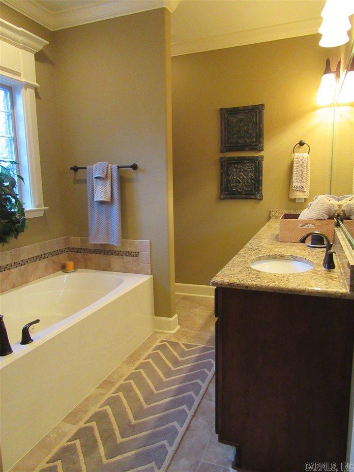 Governors Manor - Residential