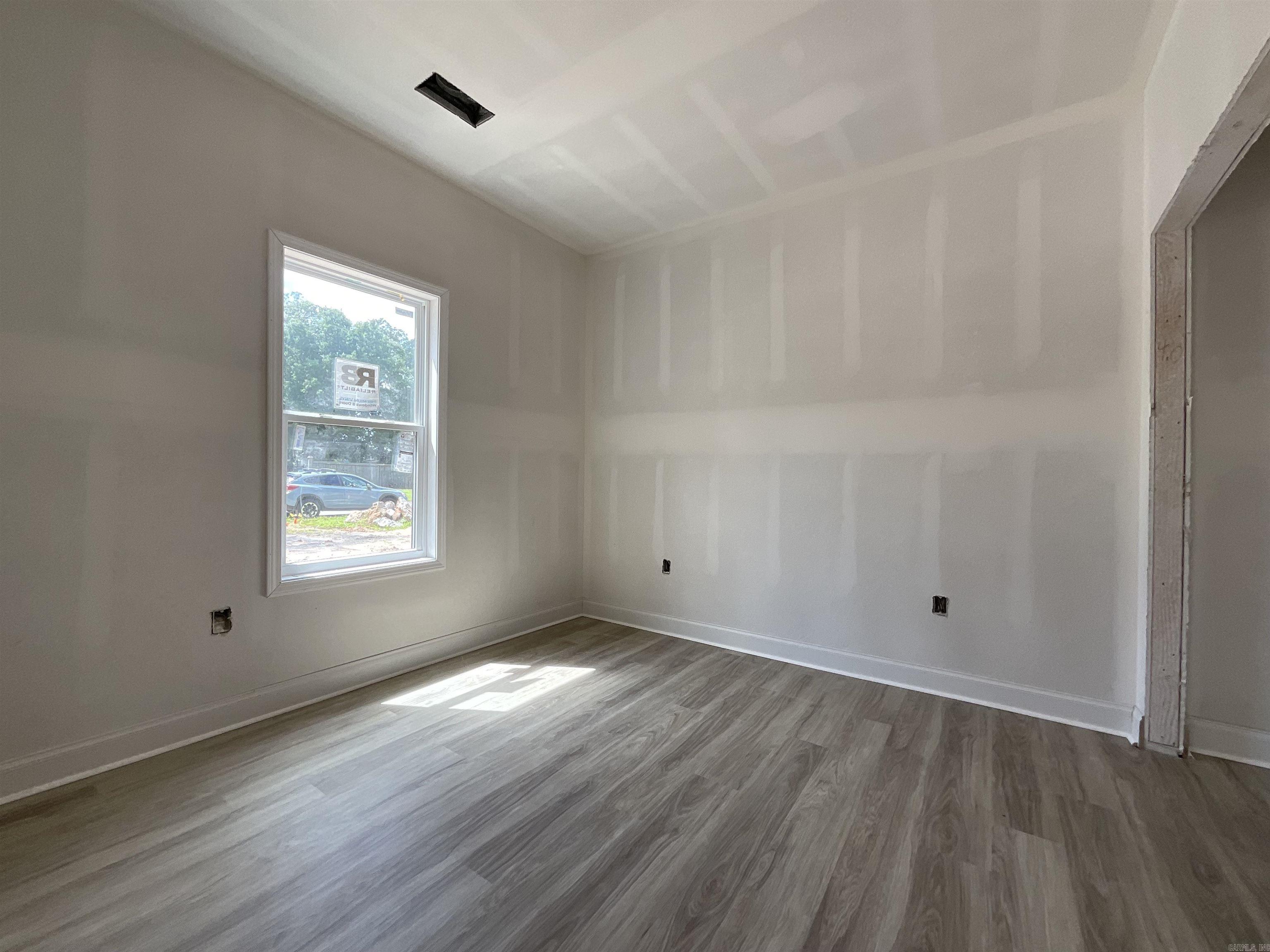 MCGEE MEADOWS - Residential