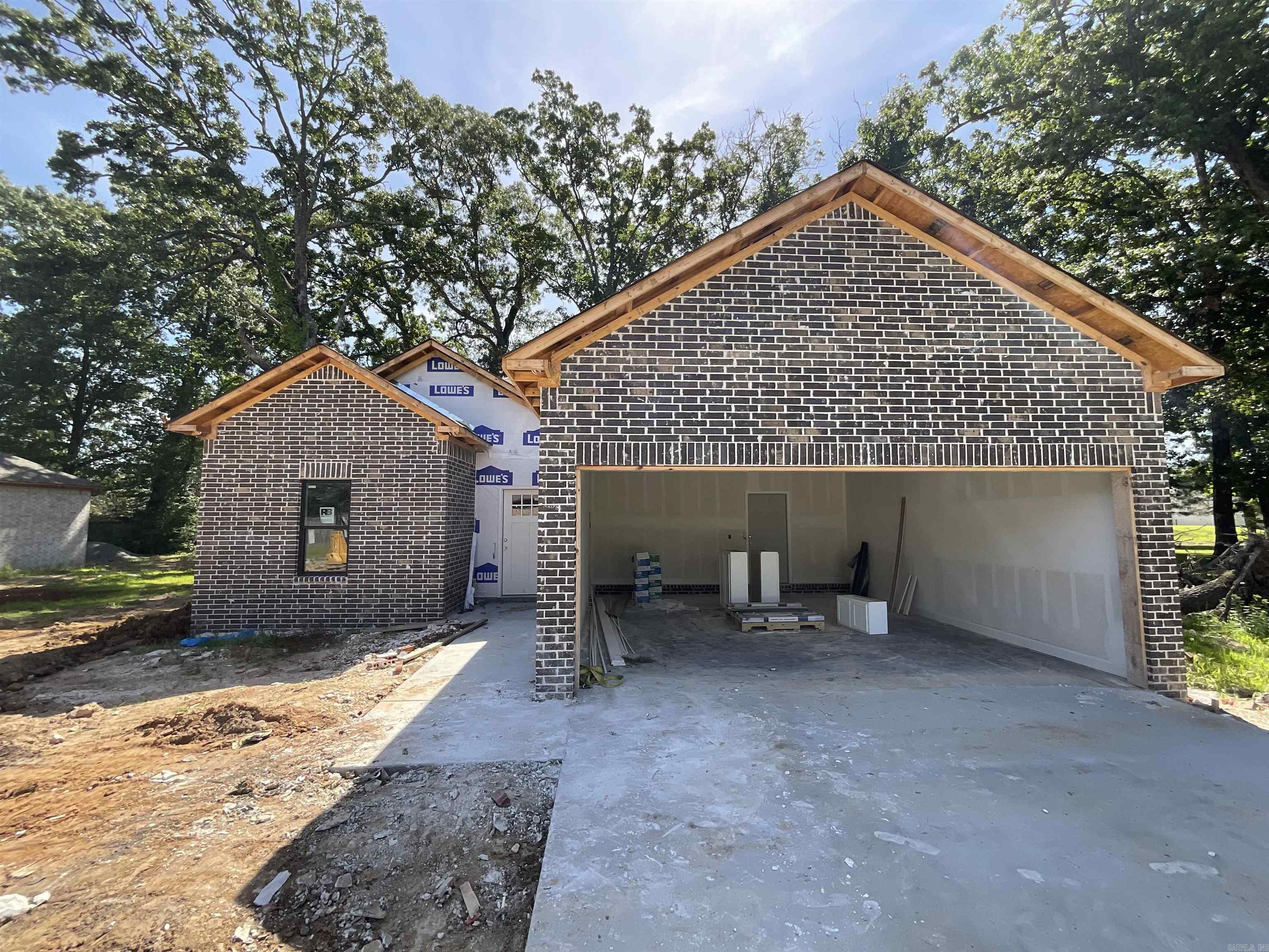 MCGEE MEADOWS - Residential