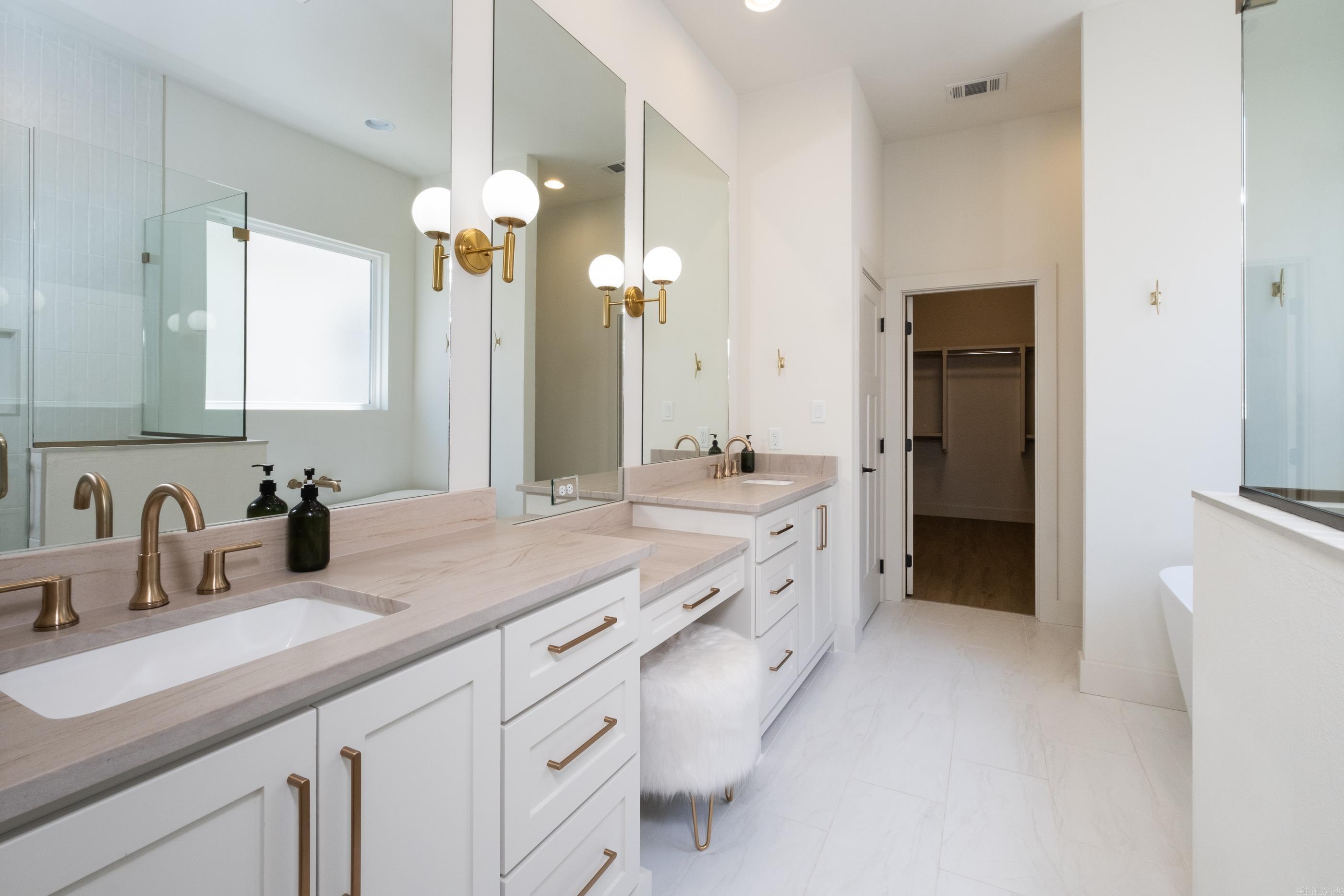 COPPER RUN - Residential Lease