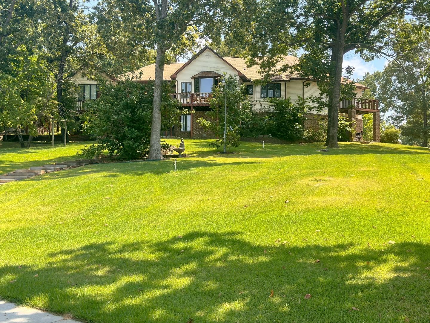 SOUTH SHORE - Residential
