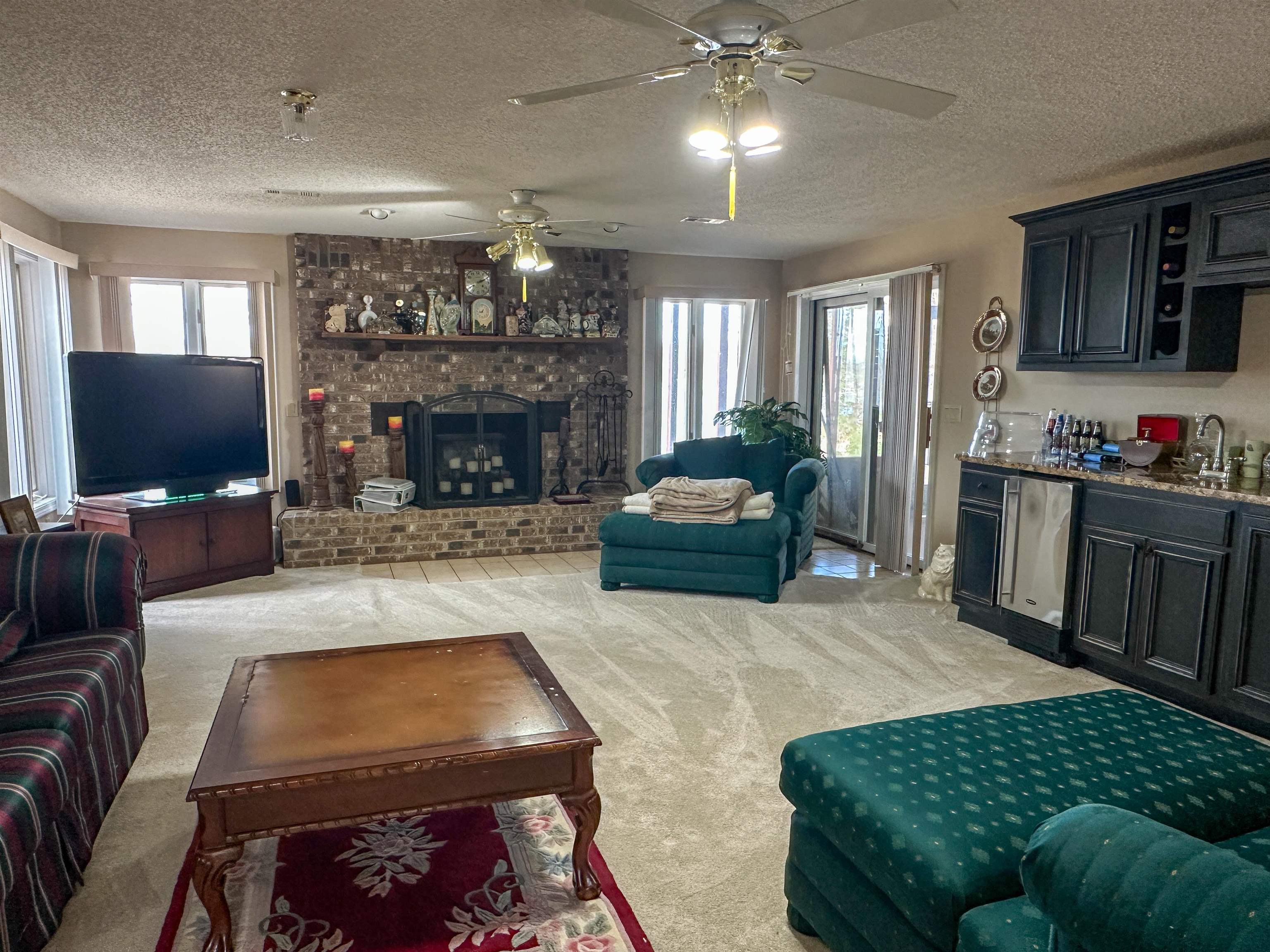 SOUTH SHORE - Residential