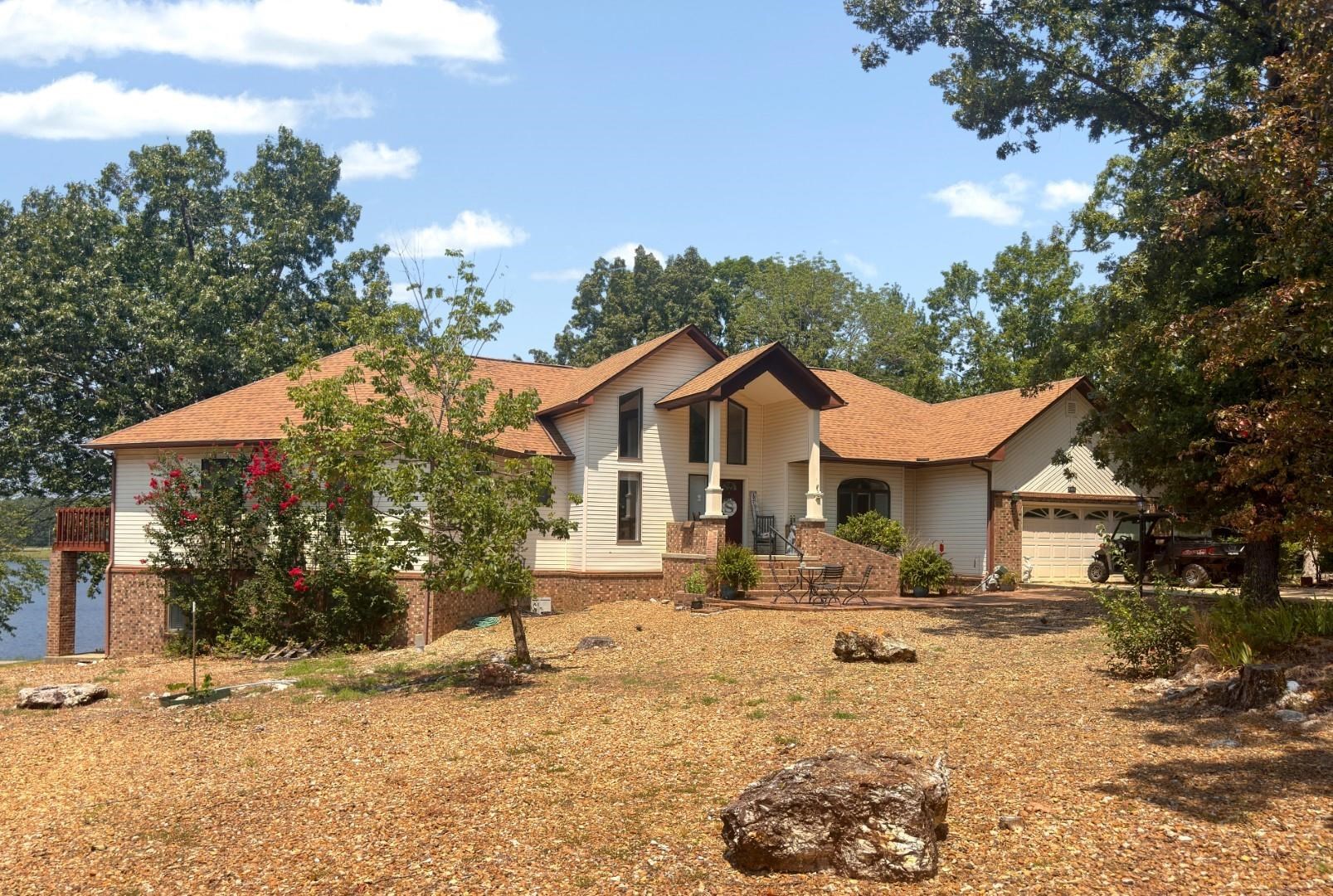 SOUTH SHORE - Residential