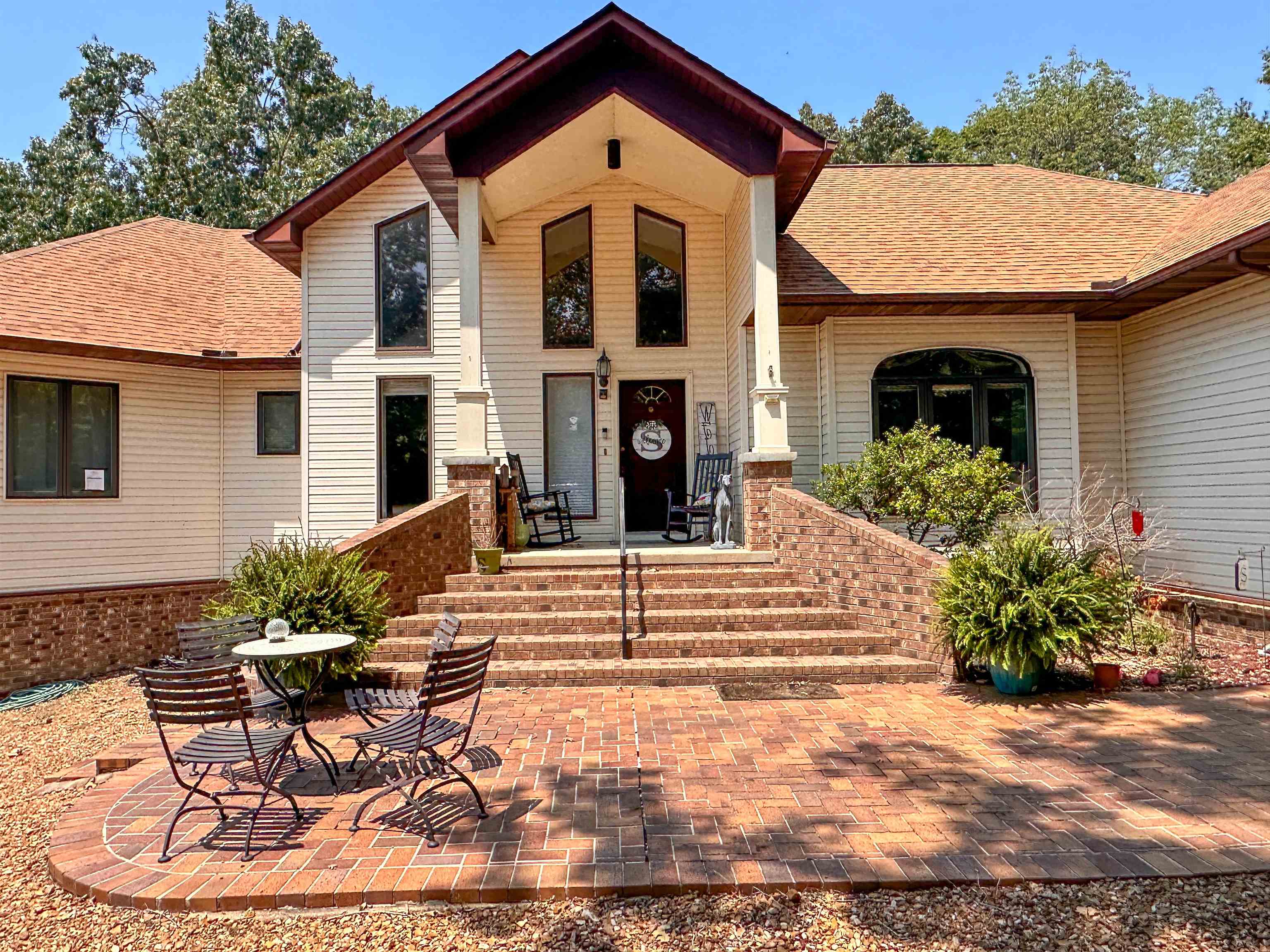 SOUTH SHORE - Residential