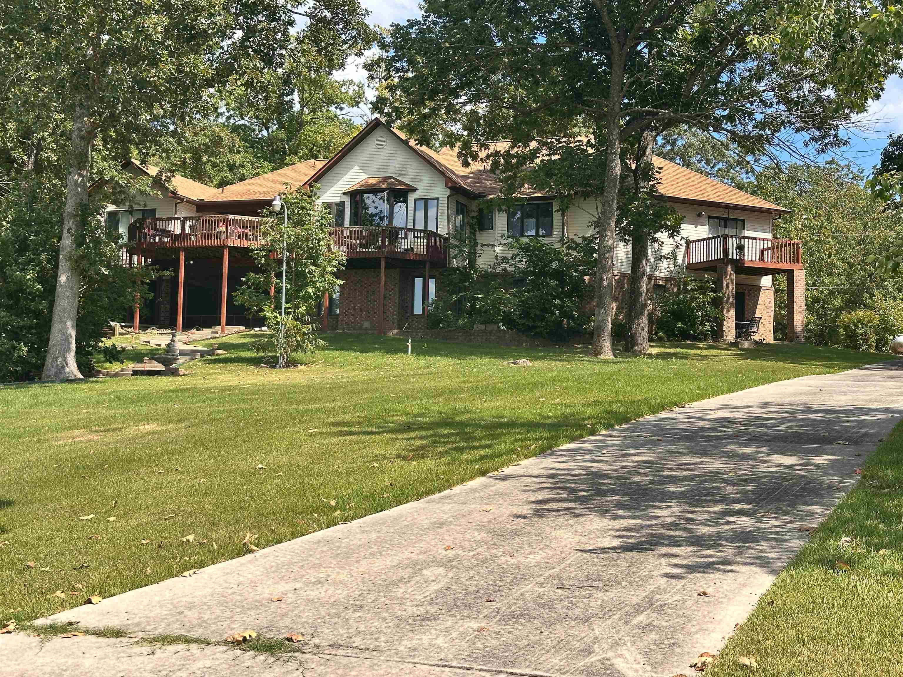 SOUTH SHORE - Residential