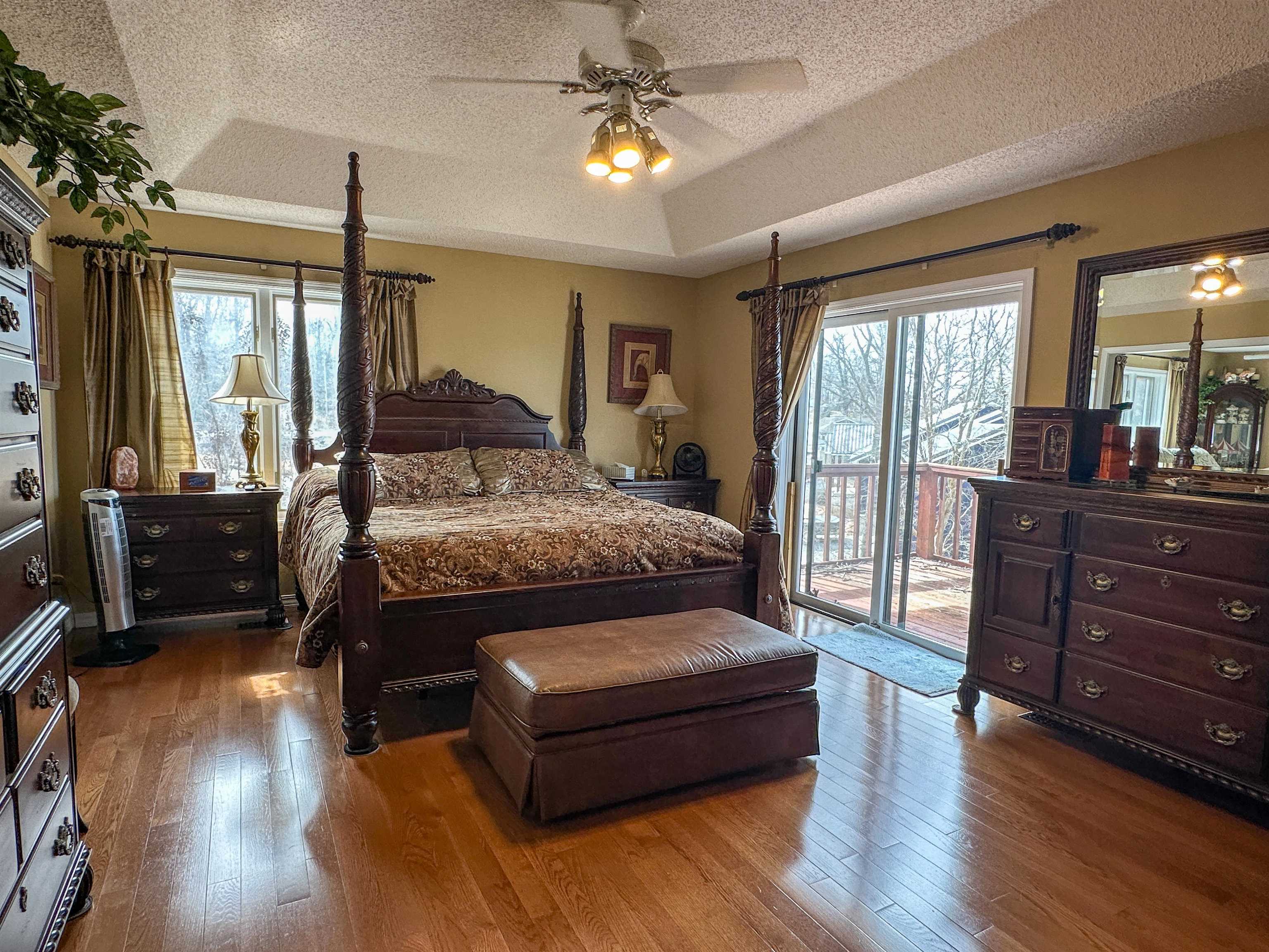 SOUTH SHORE - Residential