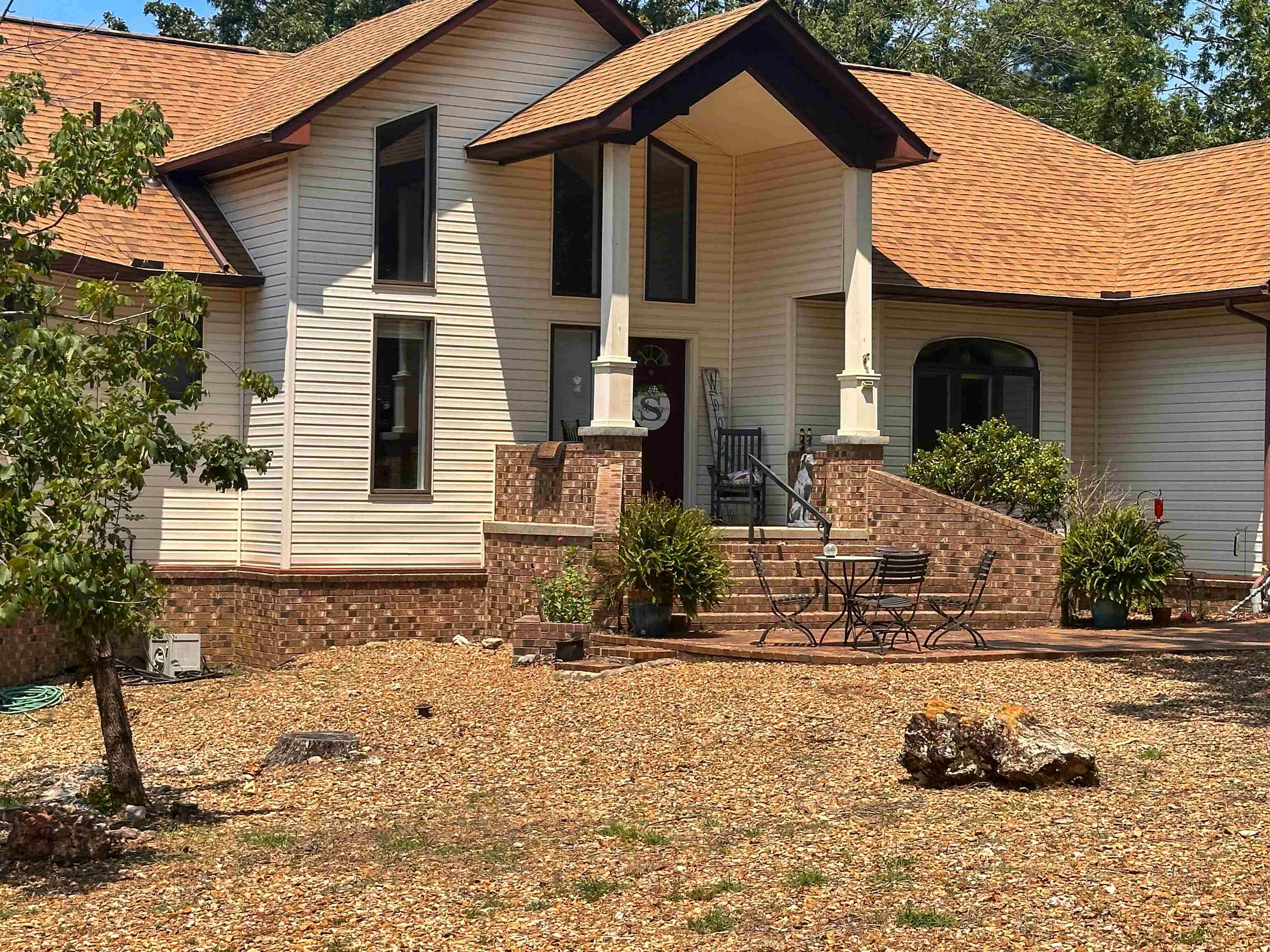 SOUTH SHORE - Residential