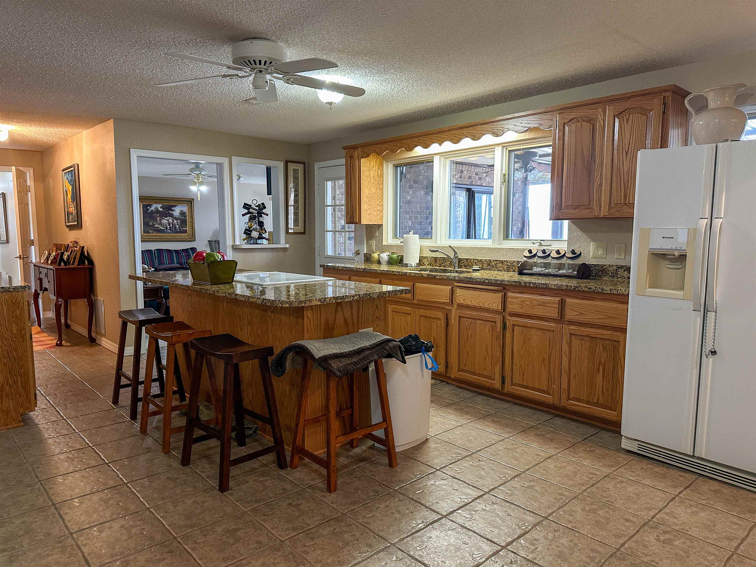 SOUTH SHORE - Residential