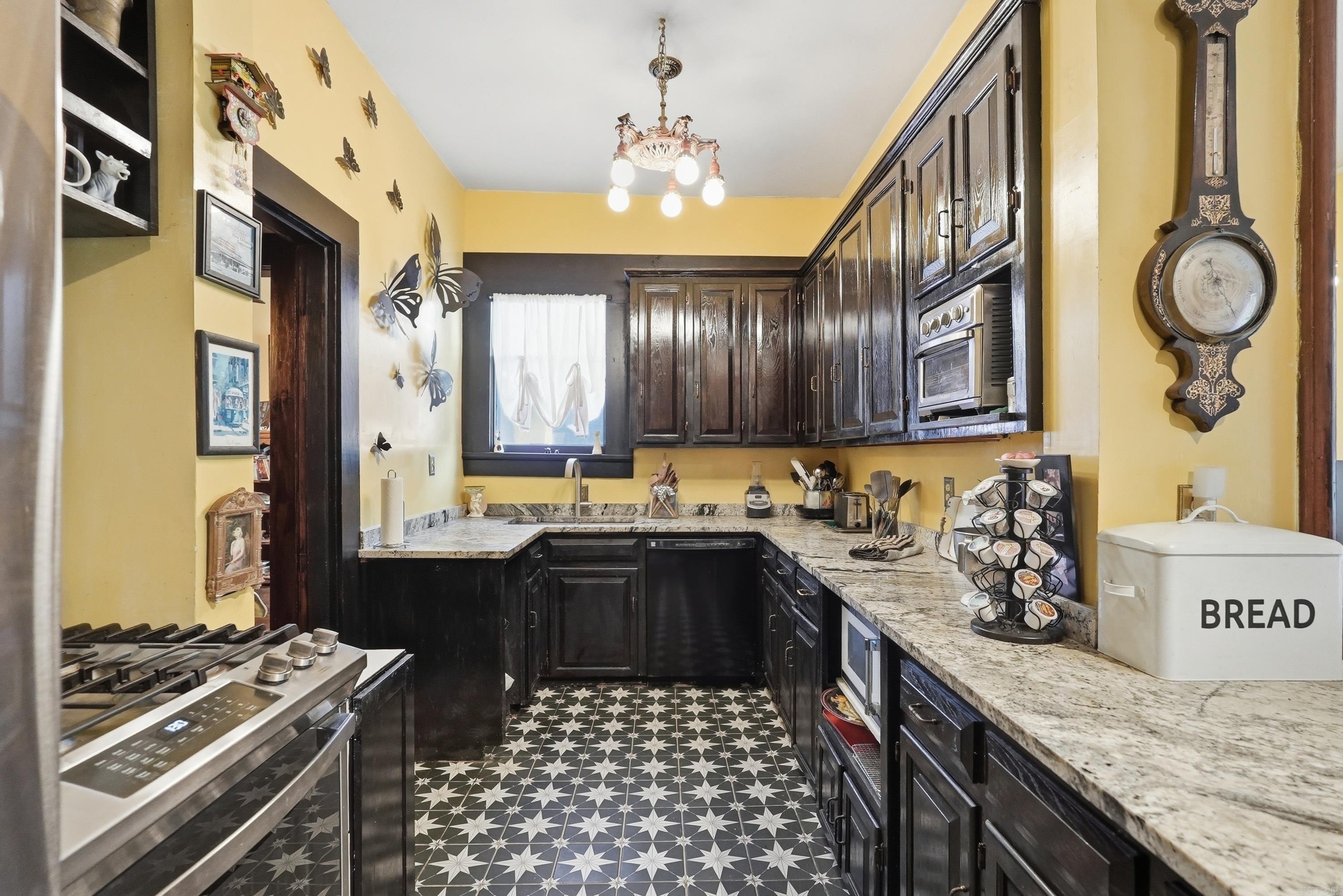 FULTONS - Residential