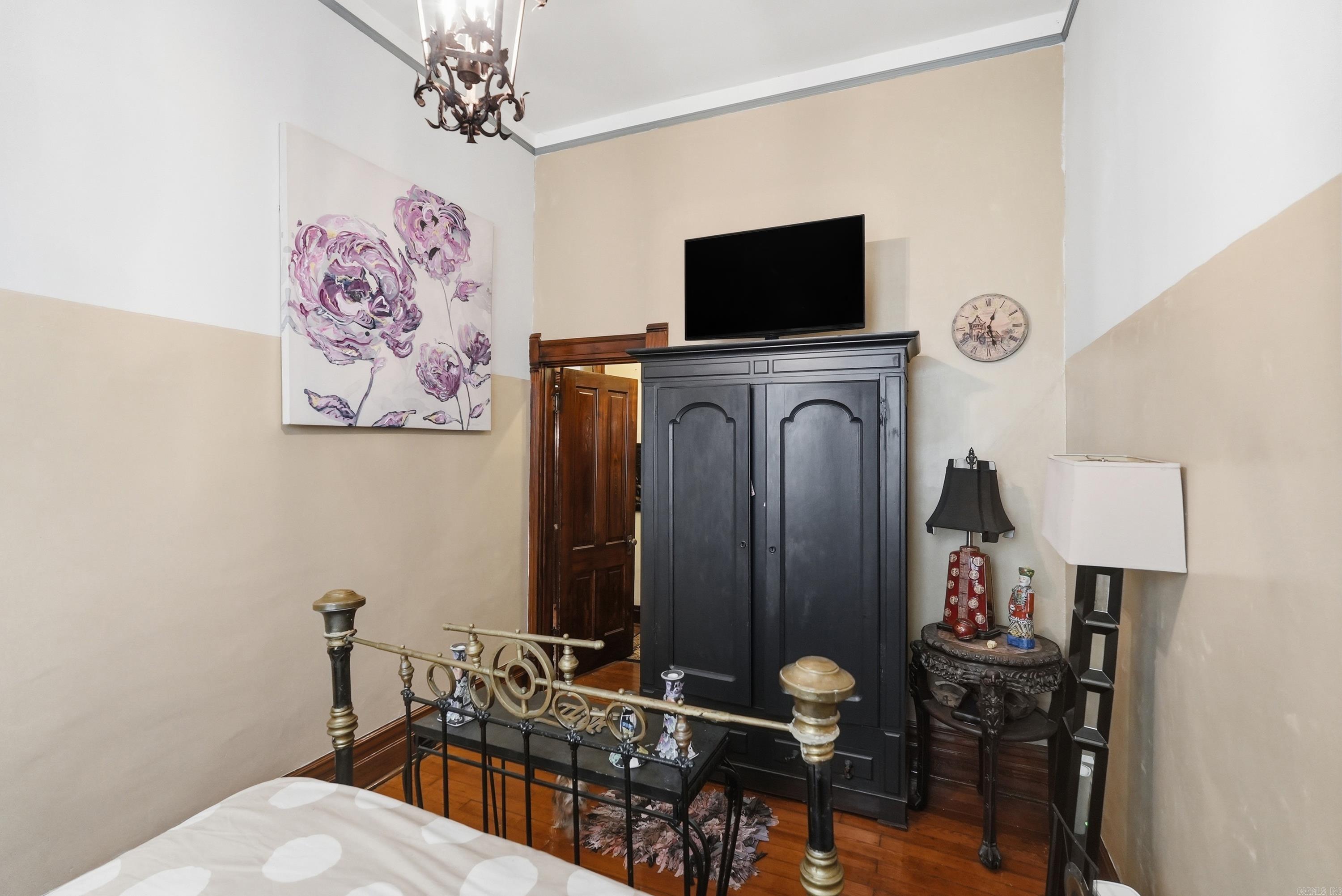 FULTONS - Residential