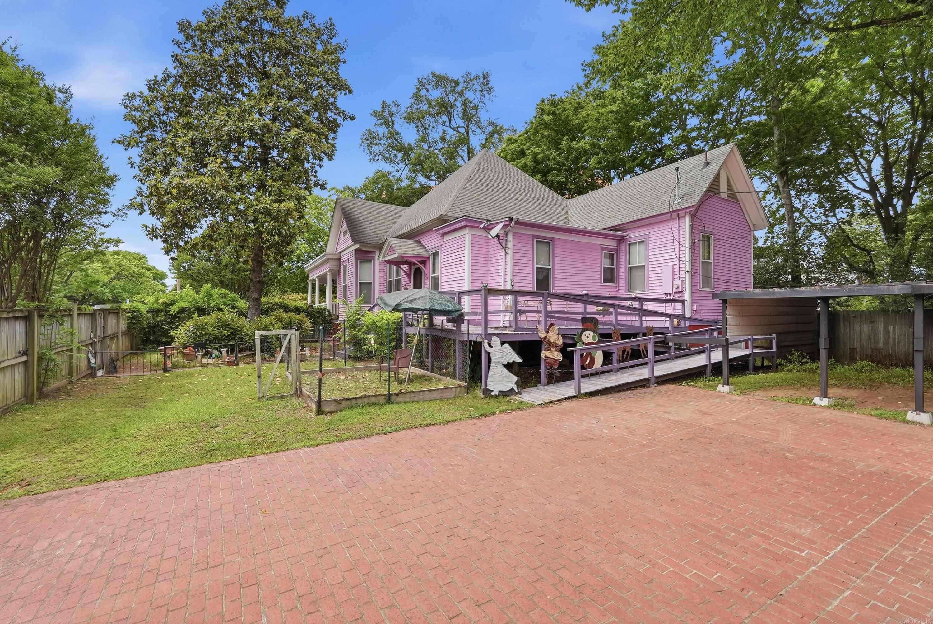 FULTONS - Residential