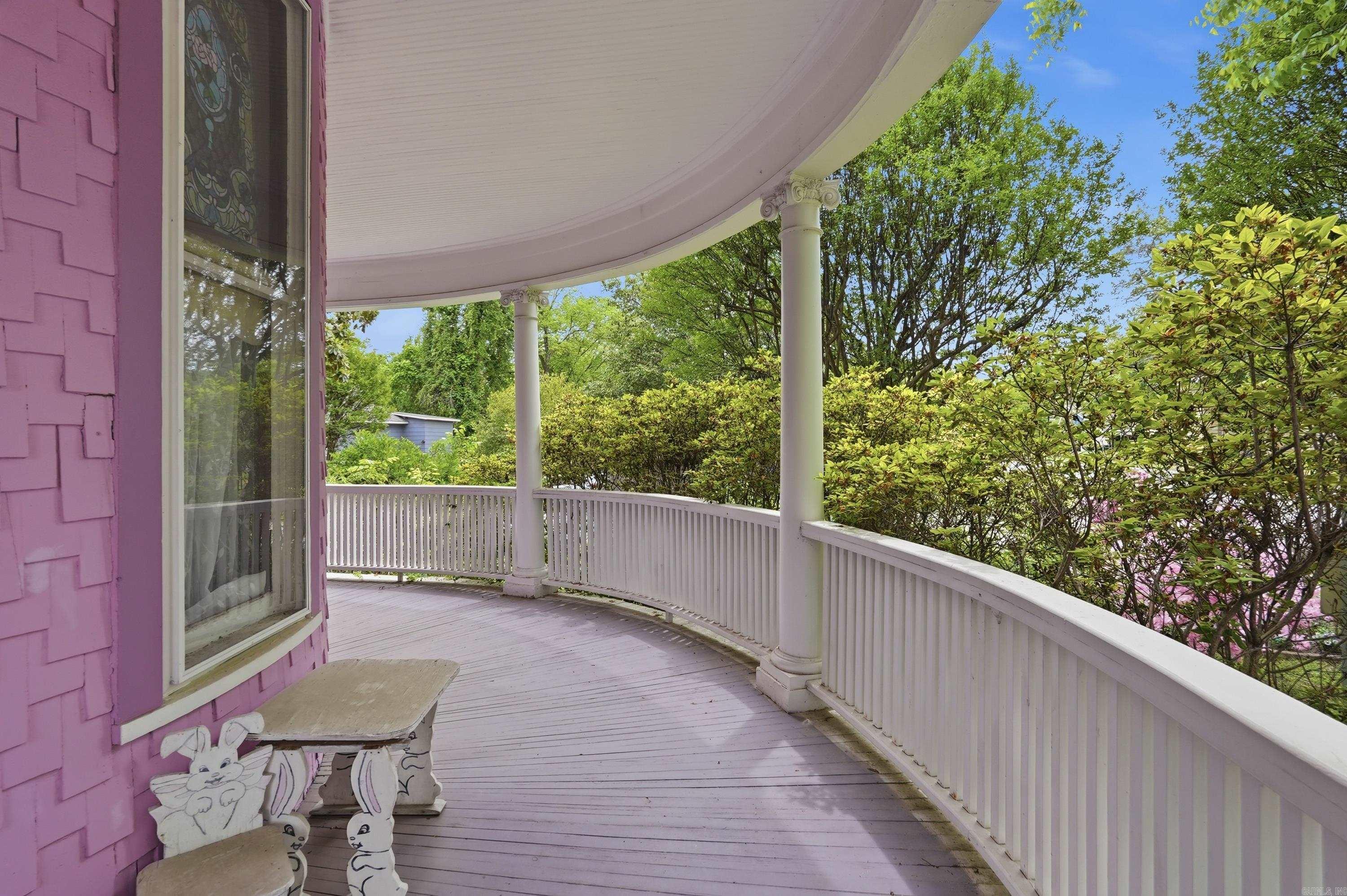 FULTONS - Residential