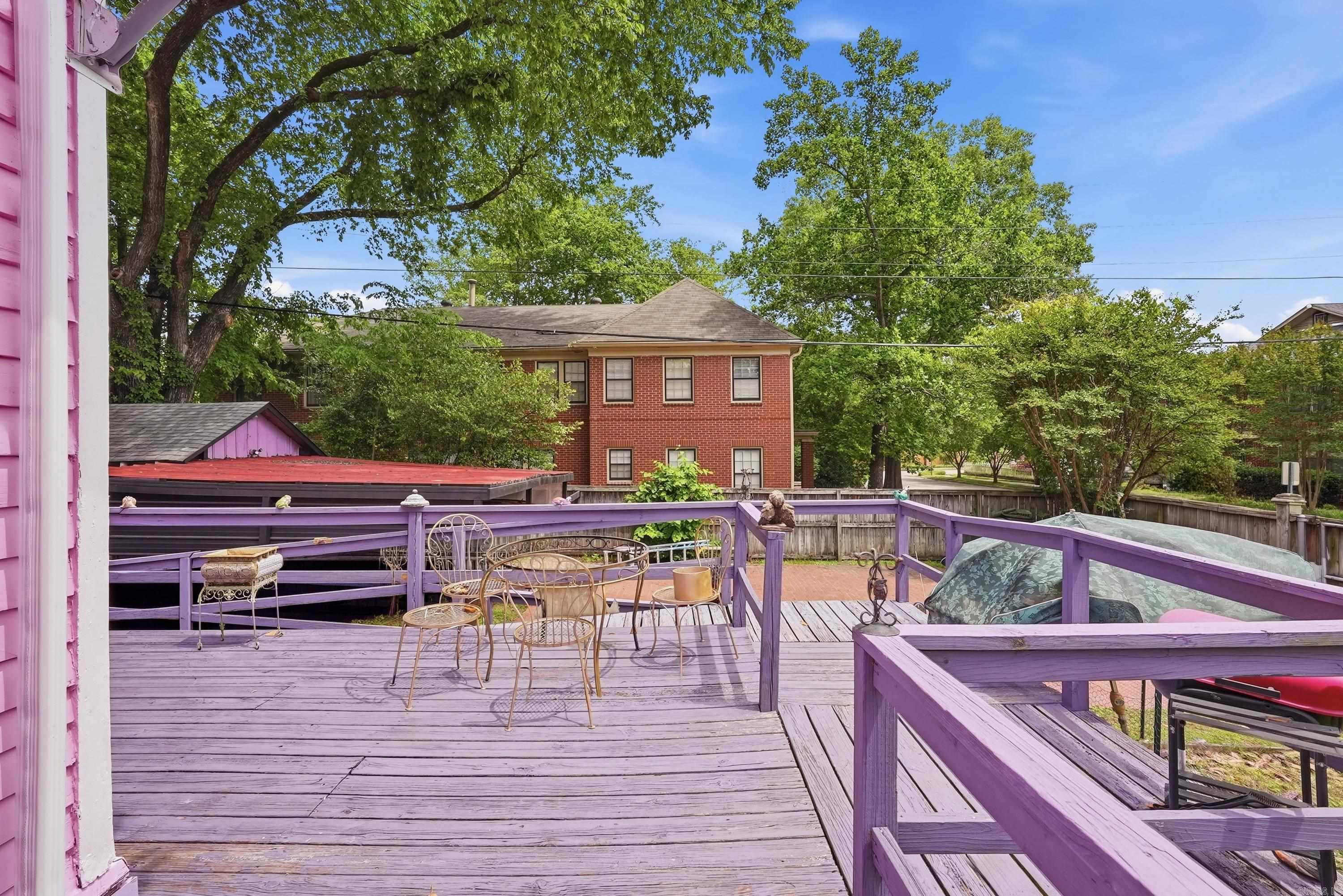 FULTONS - Residential