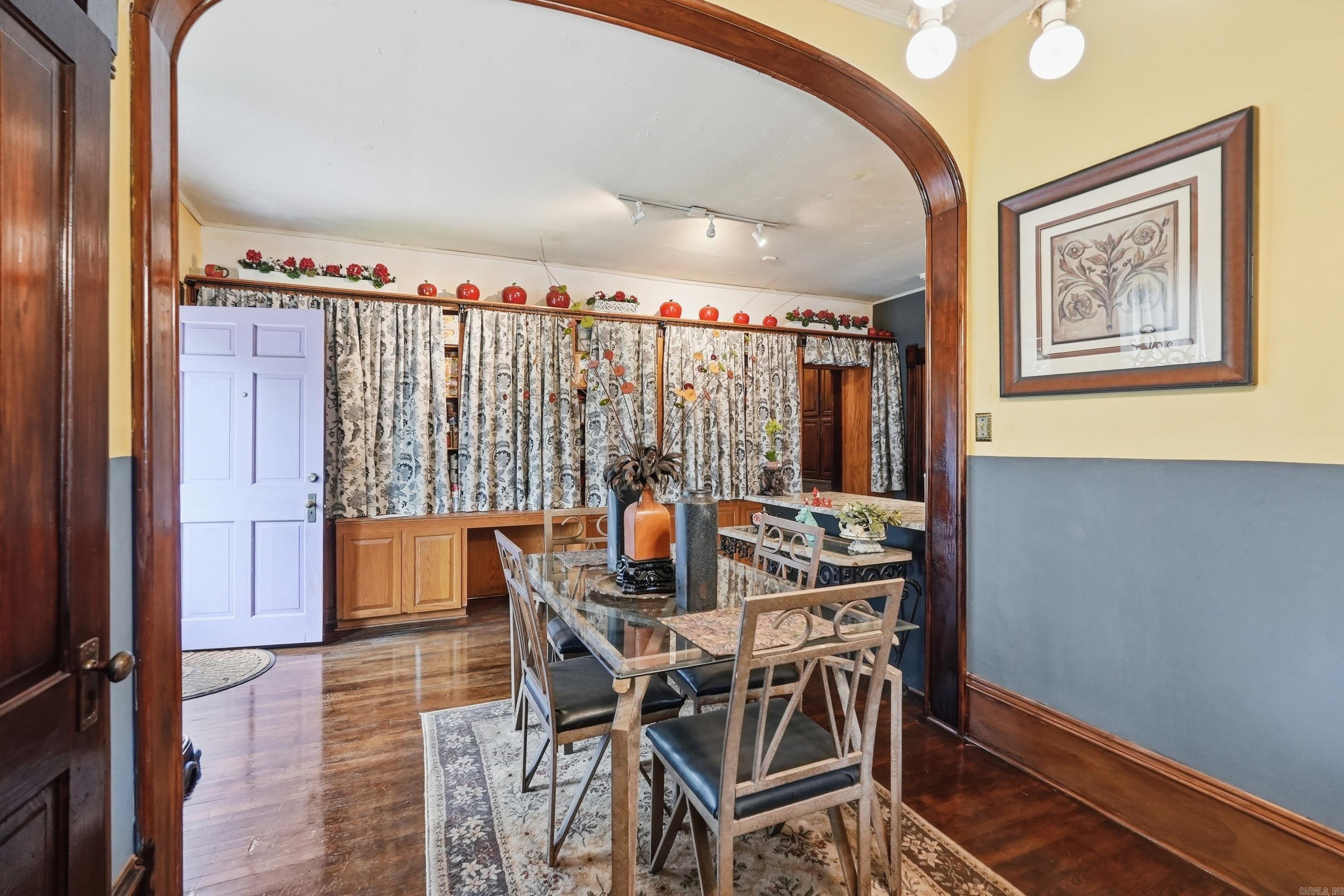 FULTONS - Residential