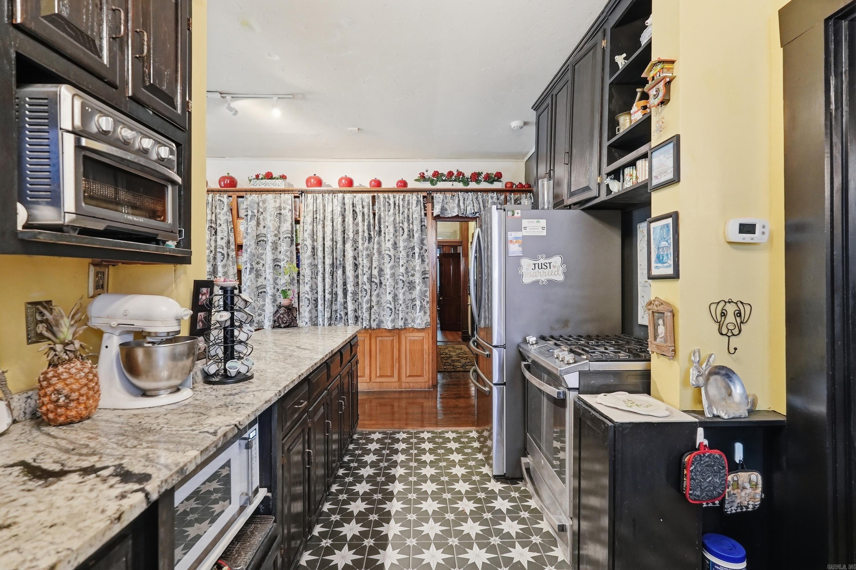 FULTONS - Residential
