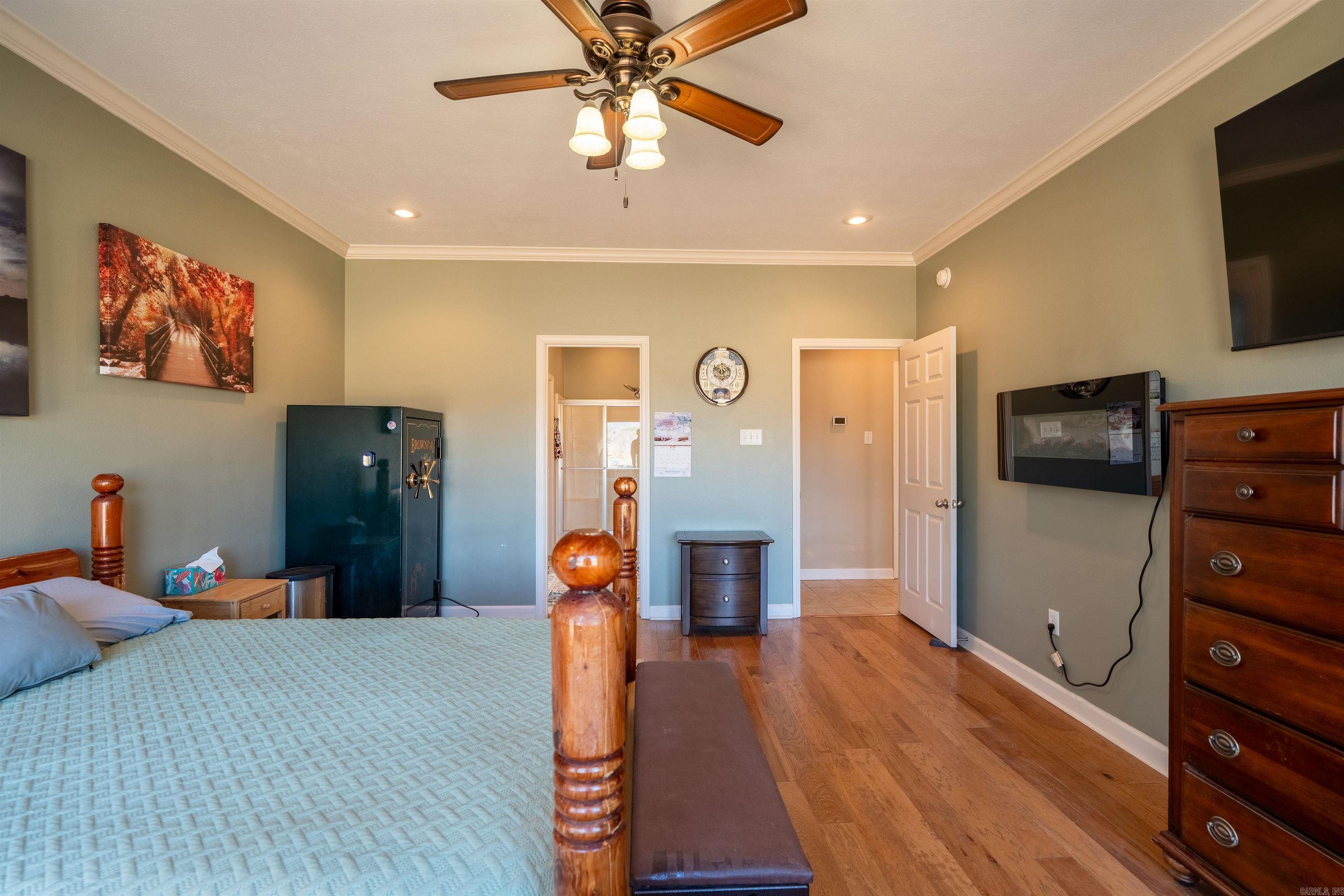 LOST CREEK - Residential