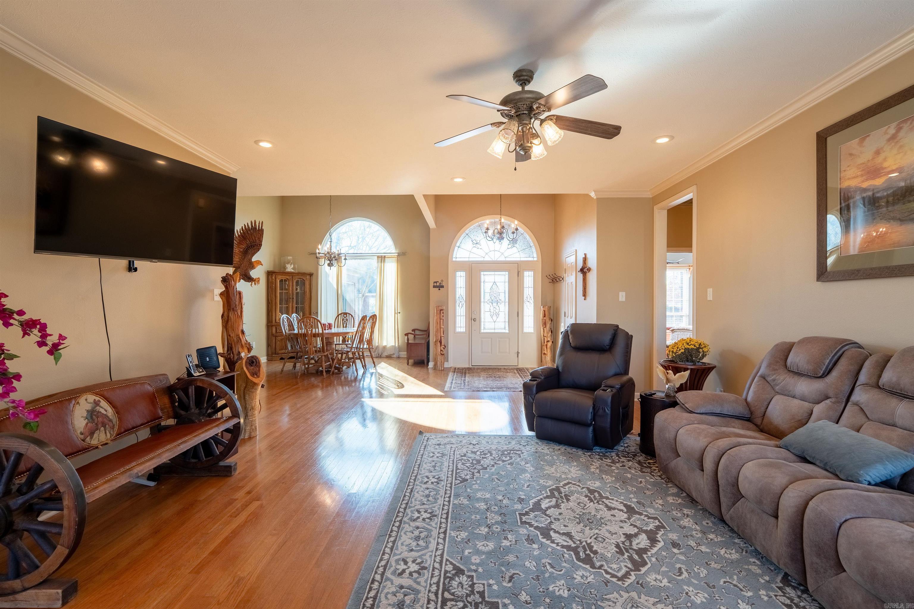 LOST CREEK - Residential